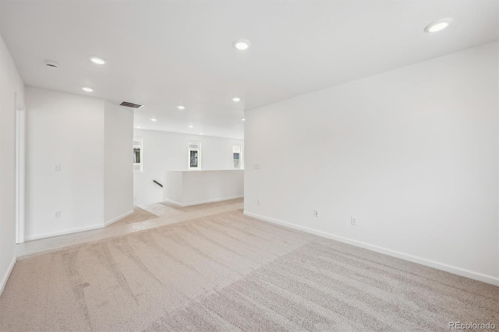 MLS Image #10 for 210  lark sparrow way,bennett, Colorado