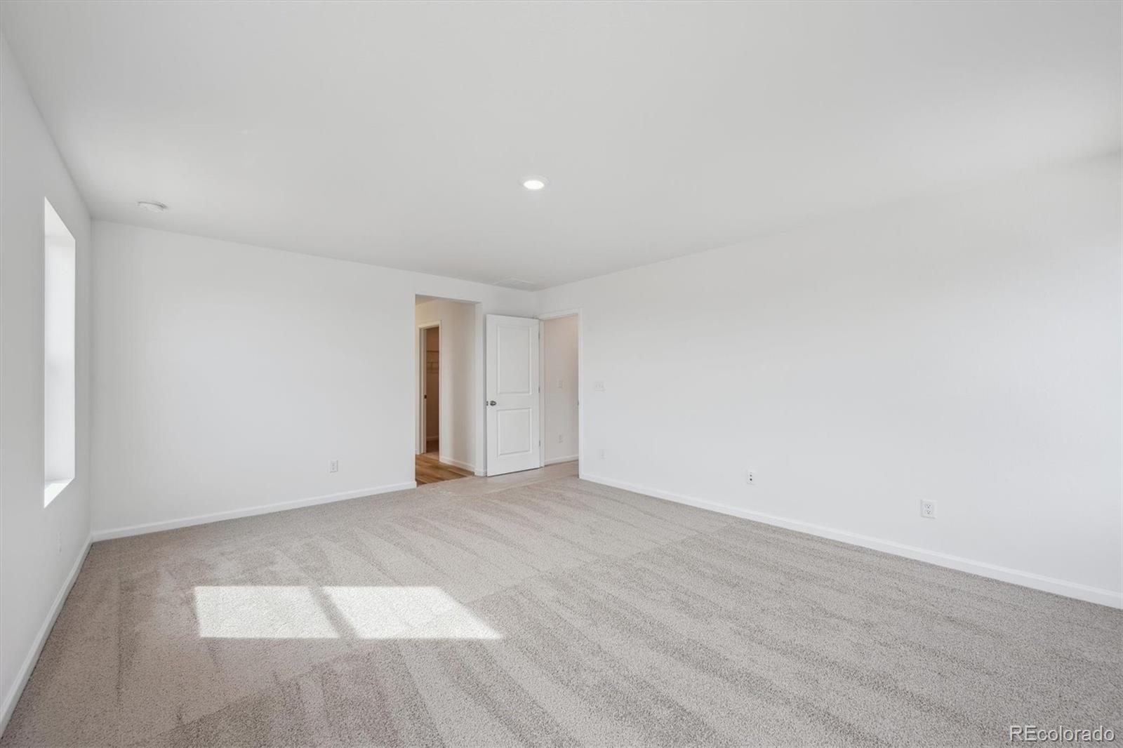 MLS Image #12 for 210  lark sparrow way,bennett, Colorado