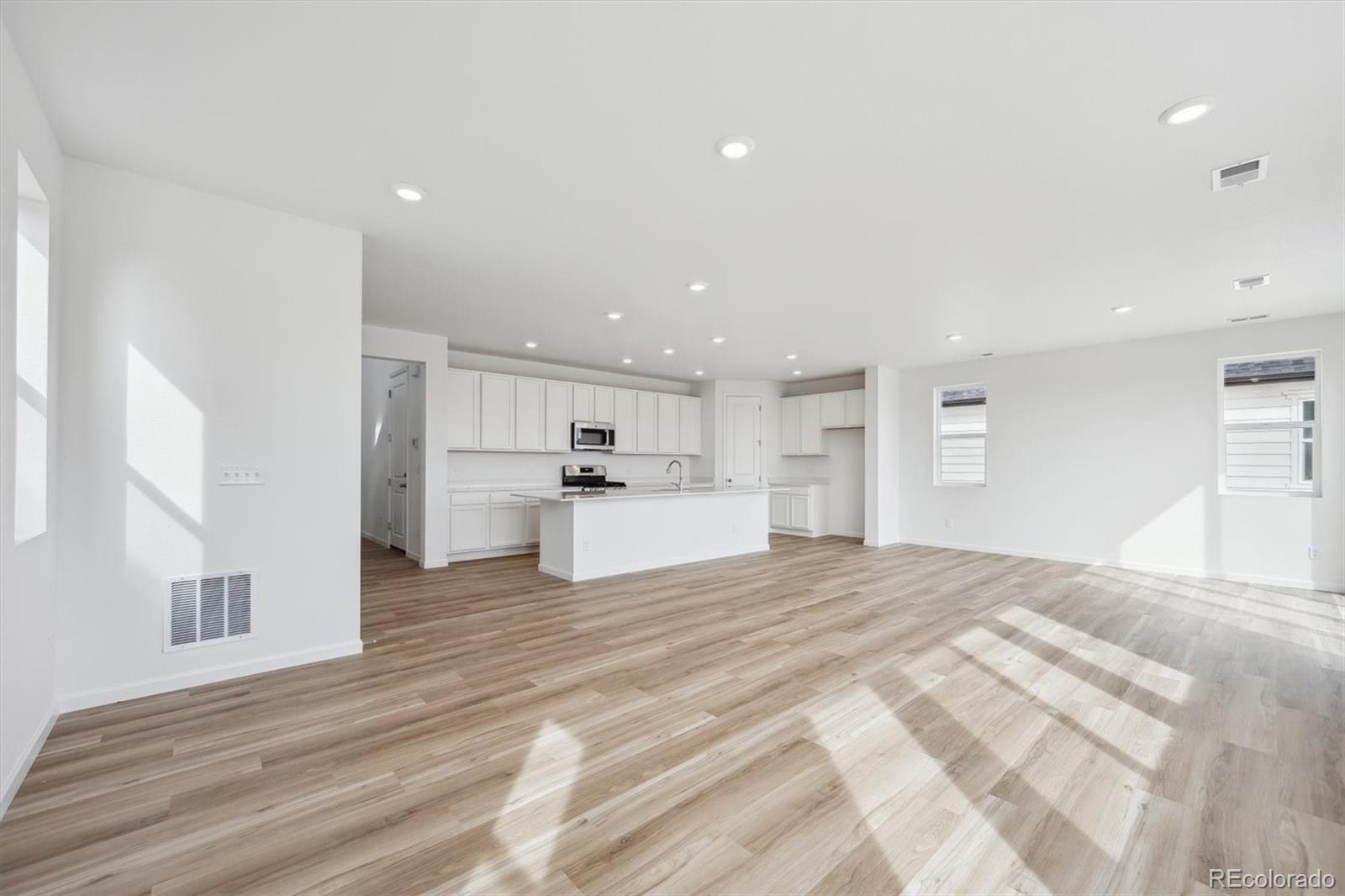 MLS Image #6 for 210  lark sparrow way,bennett, Colorado