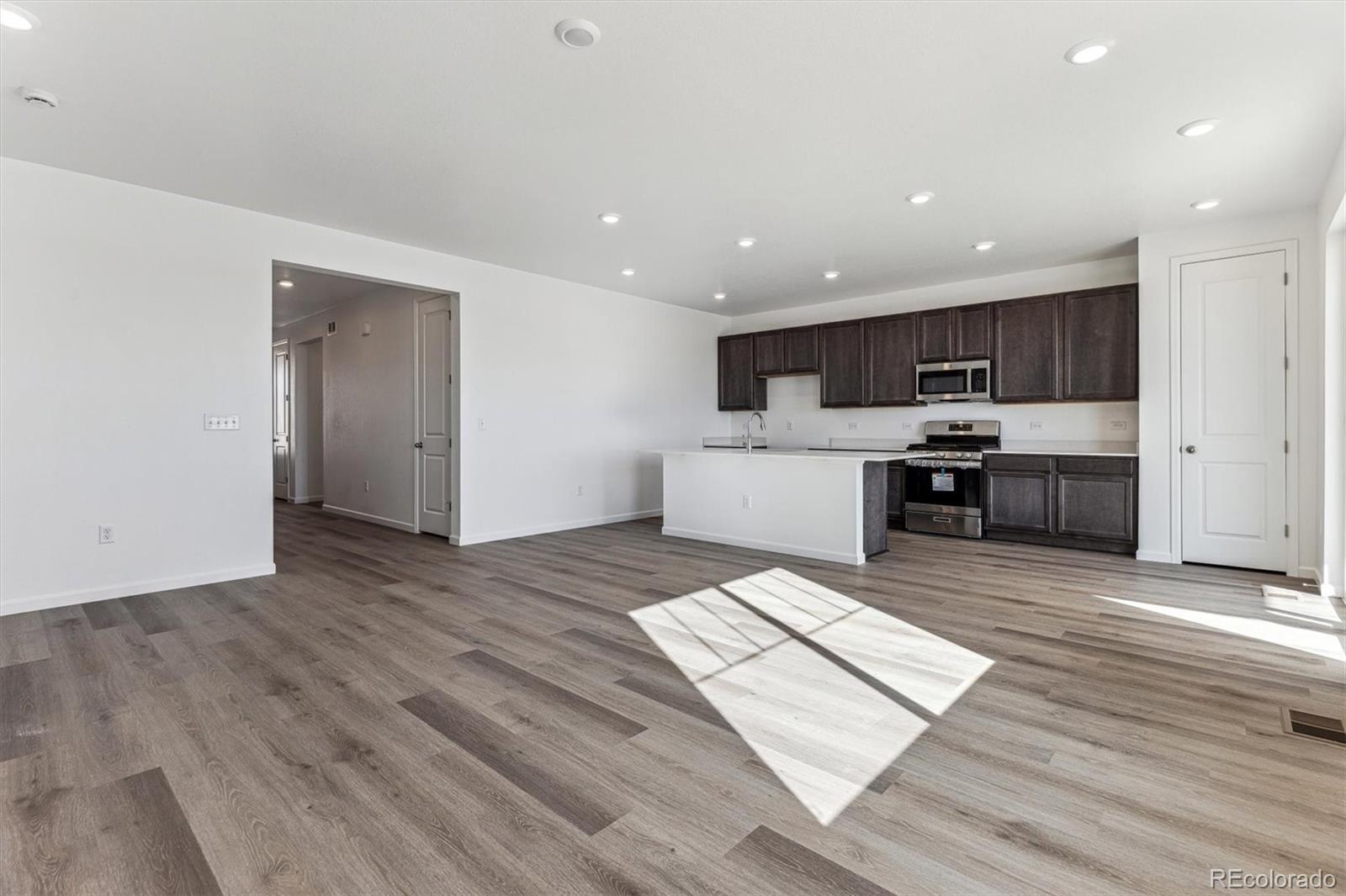 MLS Image #5 for 310  smith avenue,keenesburg, Colorado