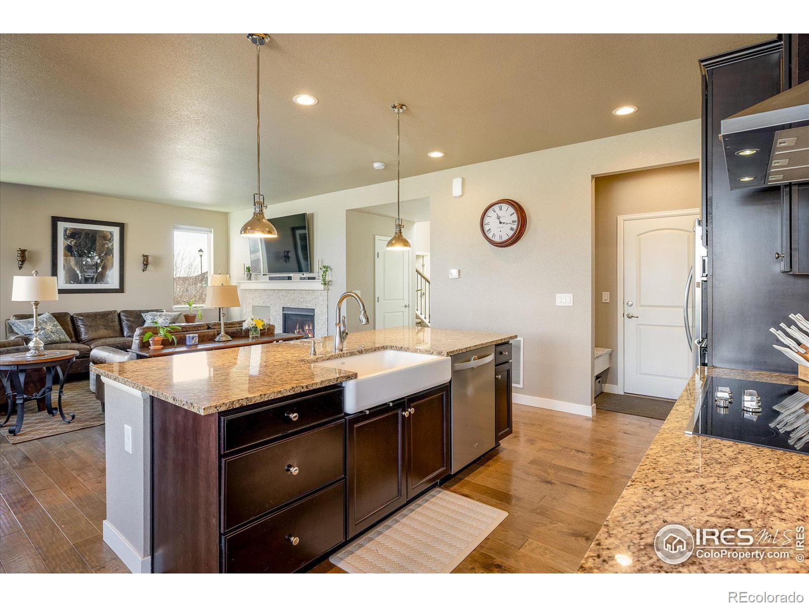 MLS Image #10 for 810  ranchhand drive,berthoud, Colorado