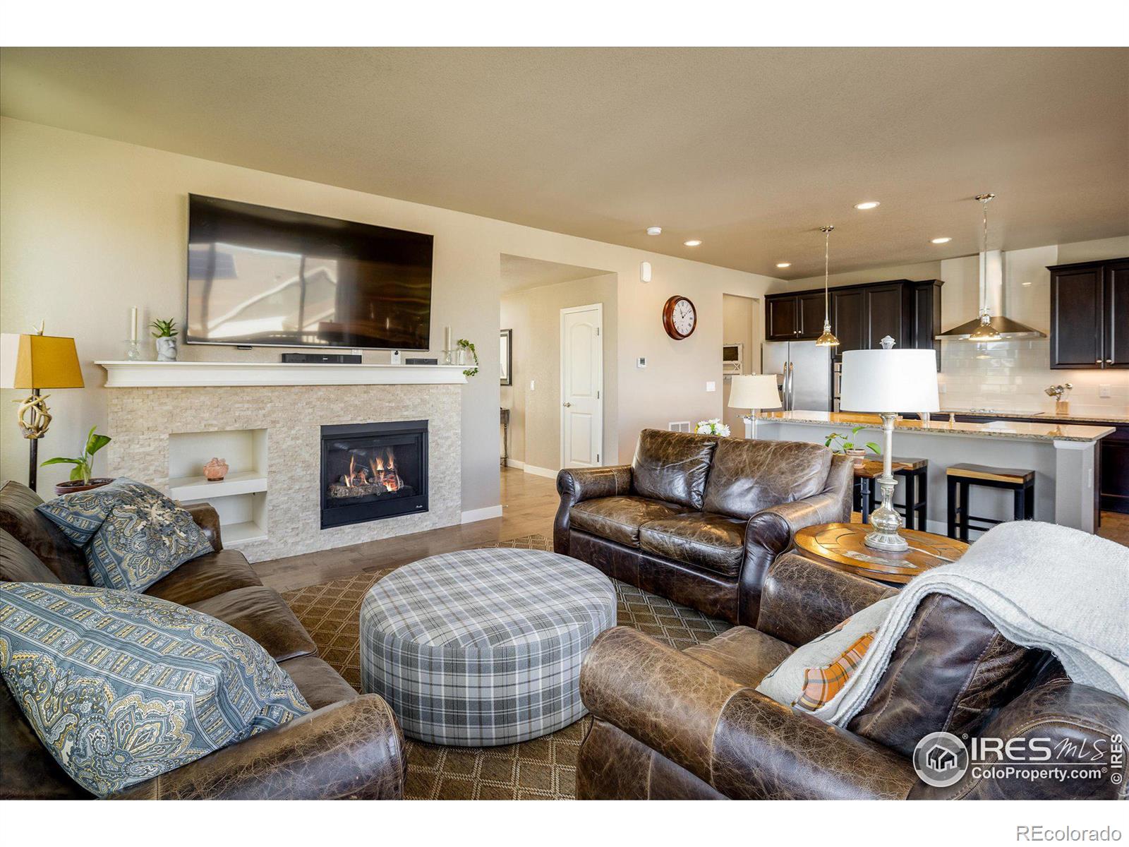 MLS Image #7 for 810  ranchhand drive,berthoud, Colorado