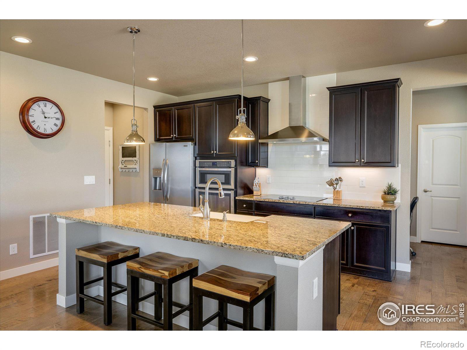 MLS Image #9 for 810  ranchhand drive,berthoud, Colorado