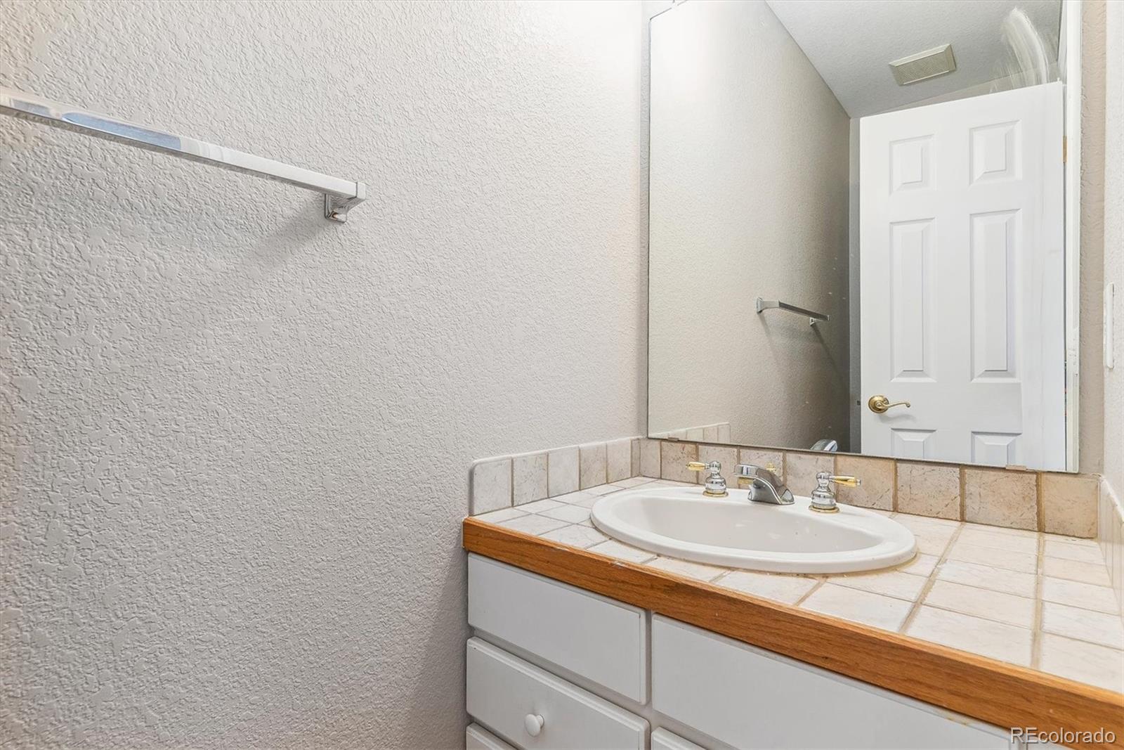 MLS Image #18 for 2503 s toledo way,aurora, Colorado