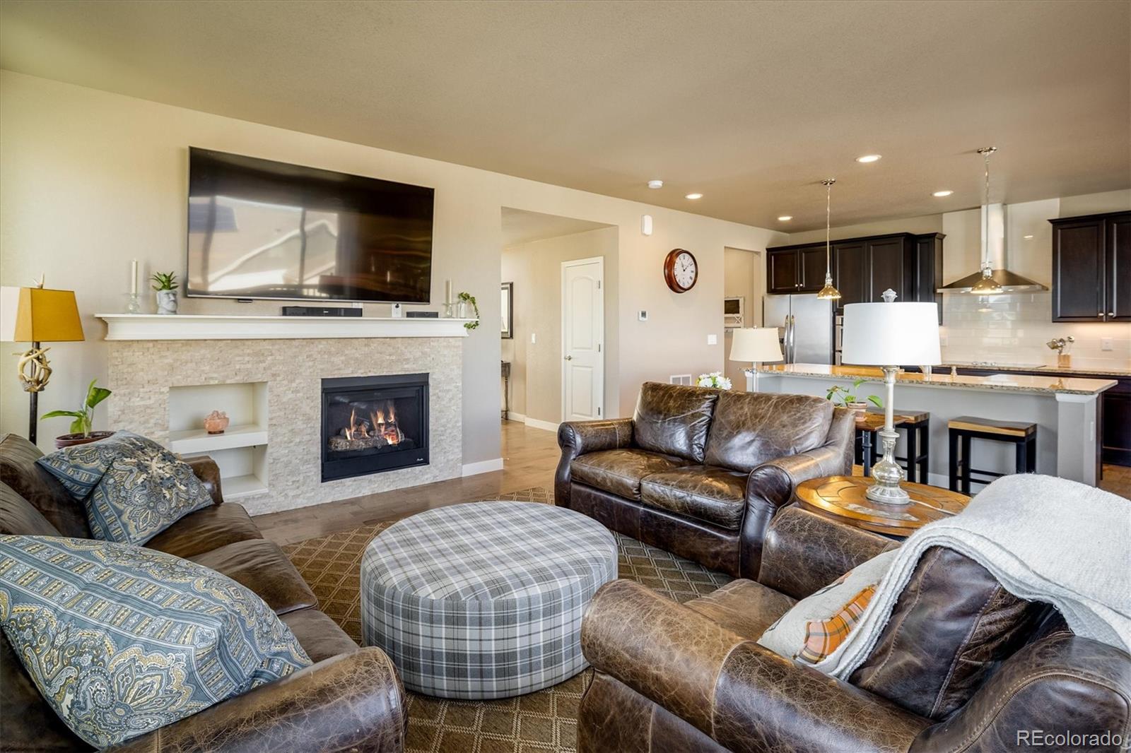 MLS Image #7 for 810  ranchhand drive,berthoud, Colorado