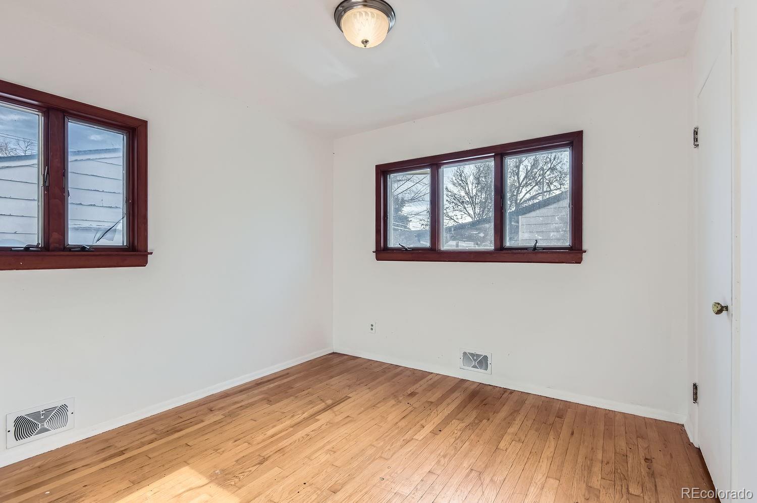 MLS Image #19 for 1618 s king street,denver, Colorado