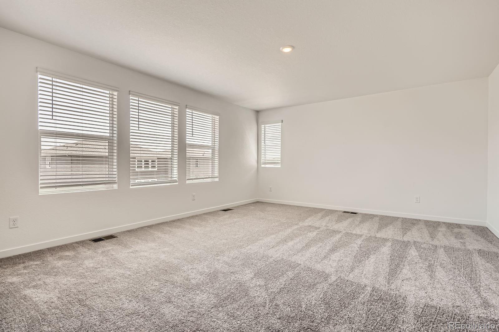 MLS Image #3 for 15276  fillmore street,thornton, Colorado