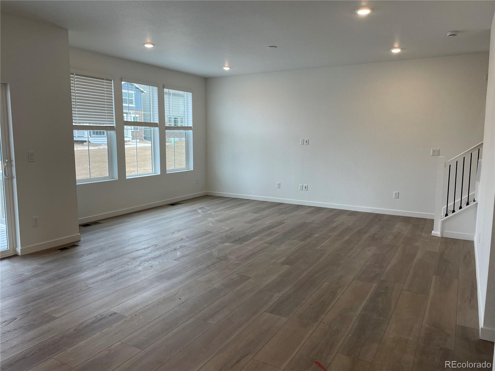 MLS Image #2 for 28615 e 6th place,watkins, Colorado