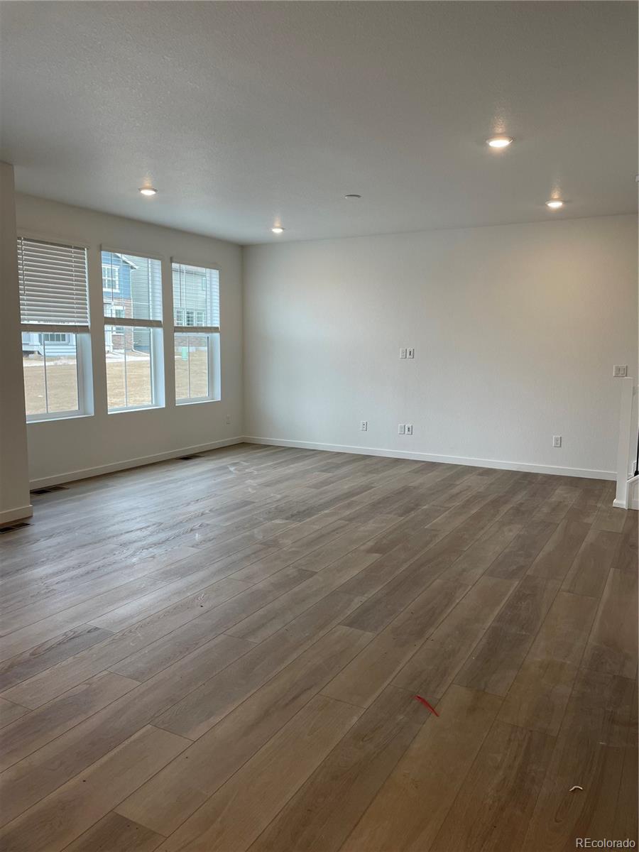 MLS Image #3 for 28615 e 6th place,watkins, Colorado