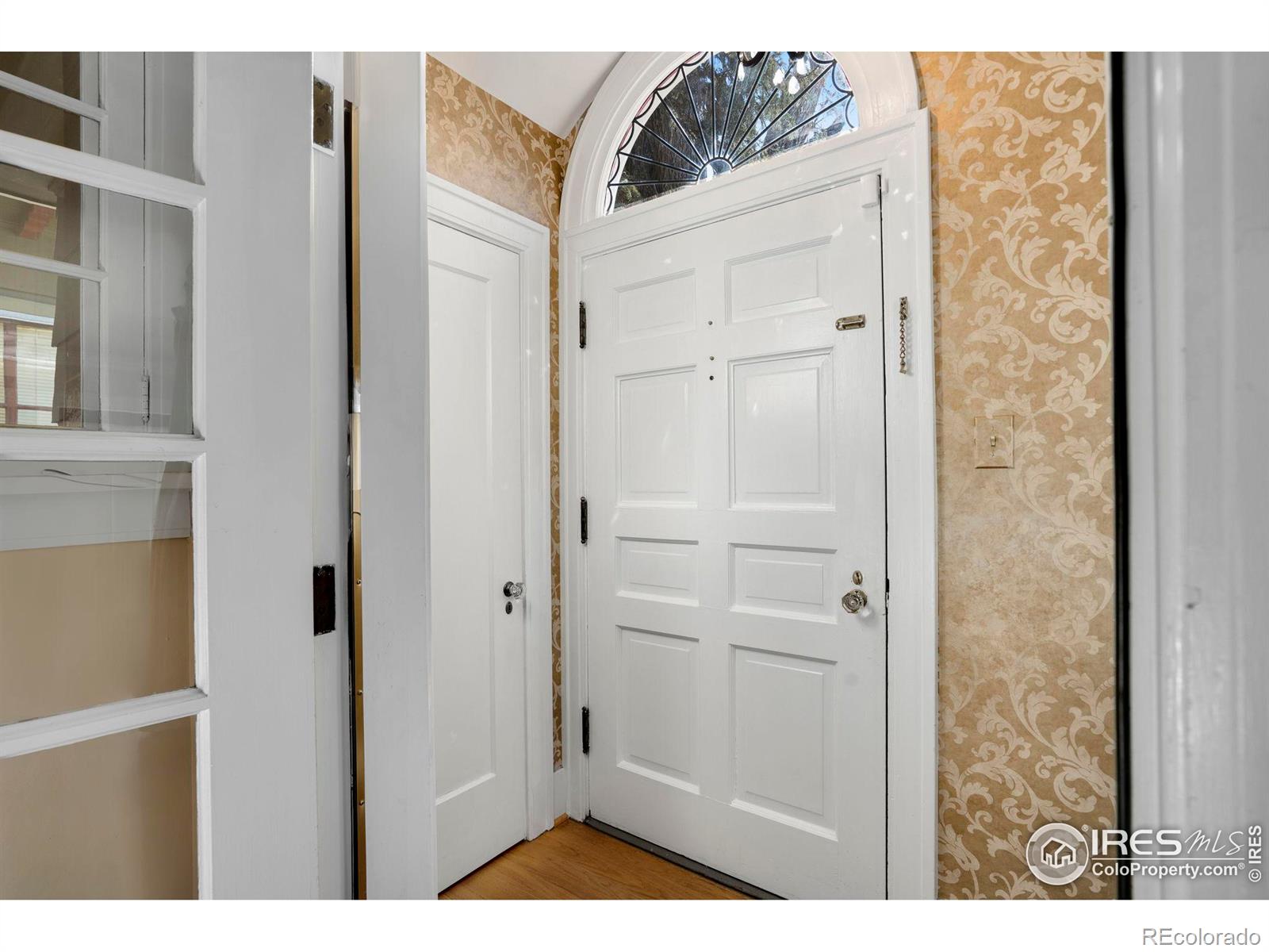 MLS Image #4 for 1130 w oak street,fort collins, Colorado