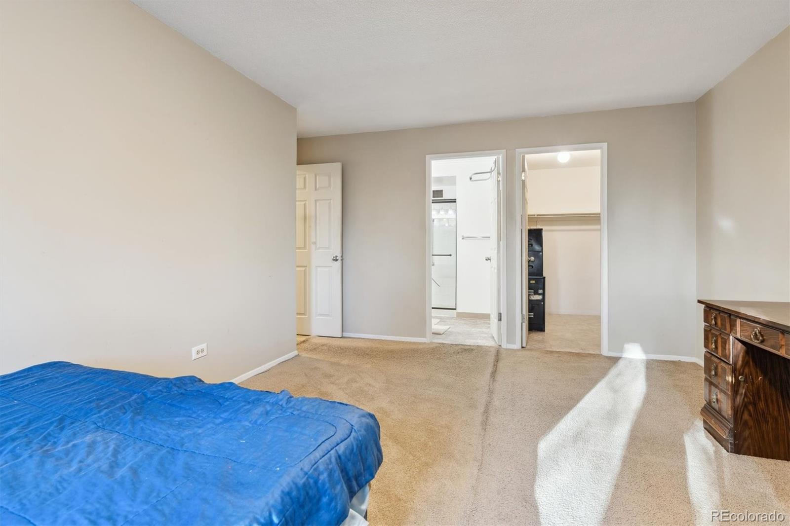 MLS Image #6 for 655 s alton way,denver, Colorado