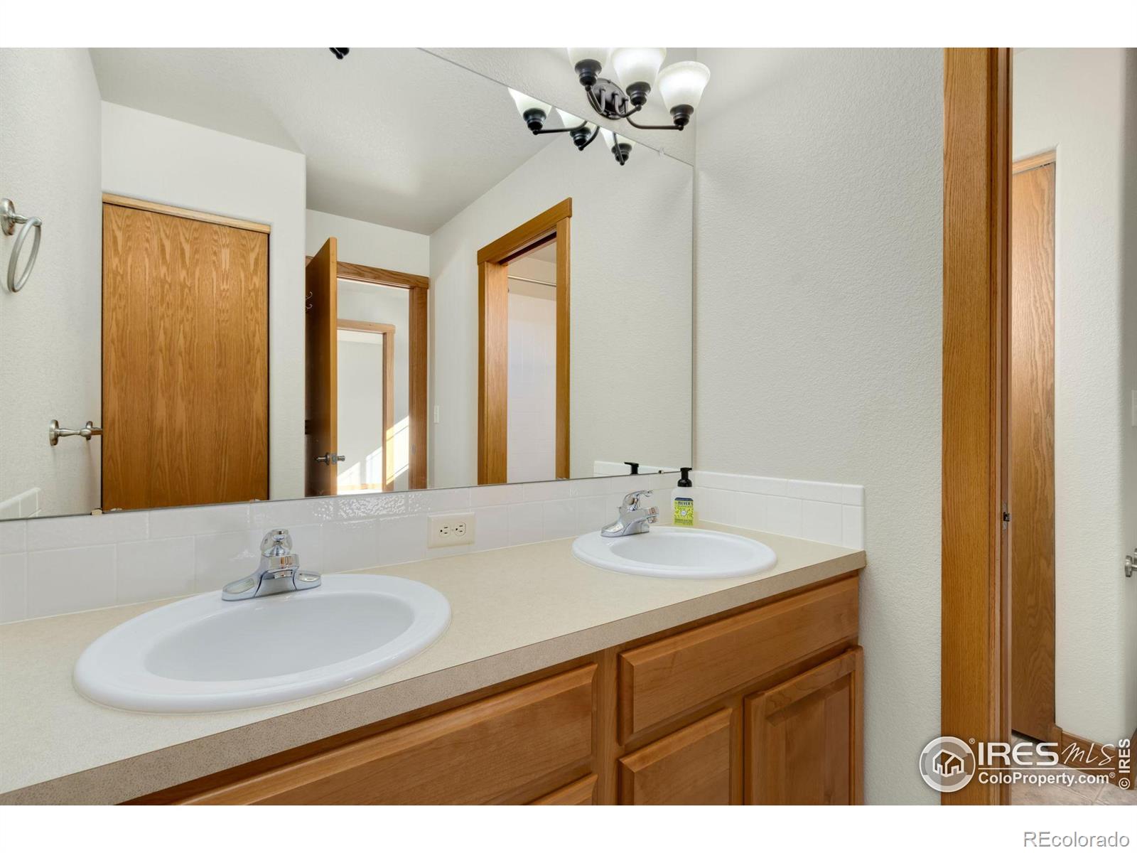 MLS Image #25 for 1424  paddle court,fort collins, Colorado