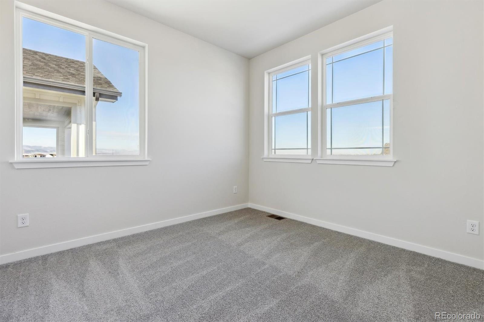 MLS Image #11 for 8570  eagle river street,littleton, Colorado