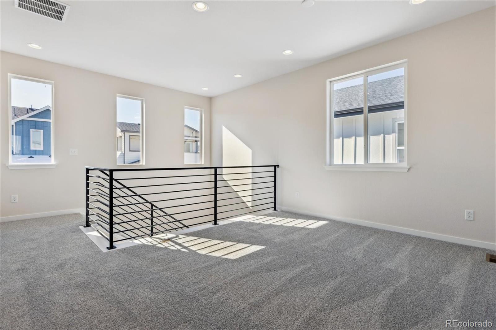 MLS Image #8 for 8570  eagle river street,littleton, Colorado