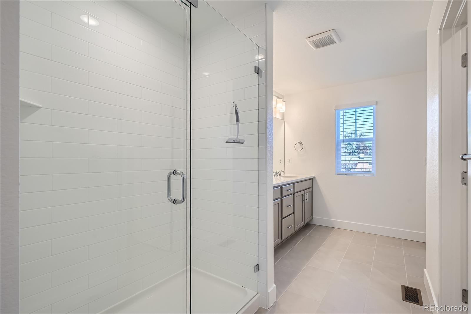 MLS Image #20 for 2571 w 69th place,denver, Colorado