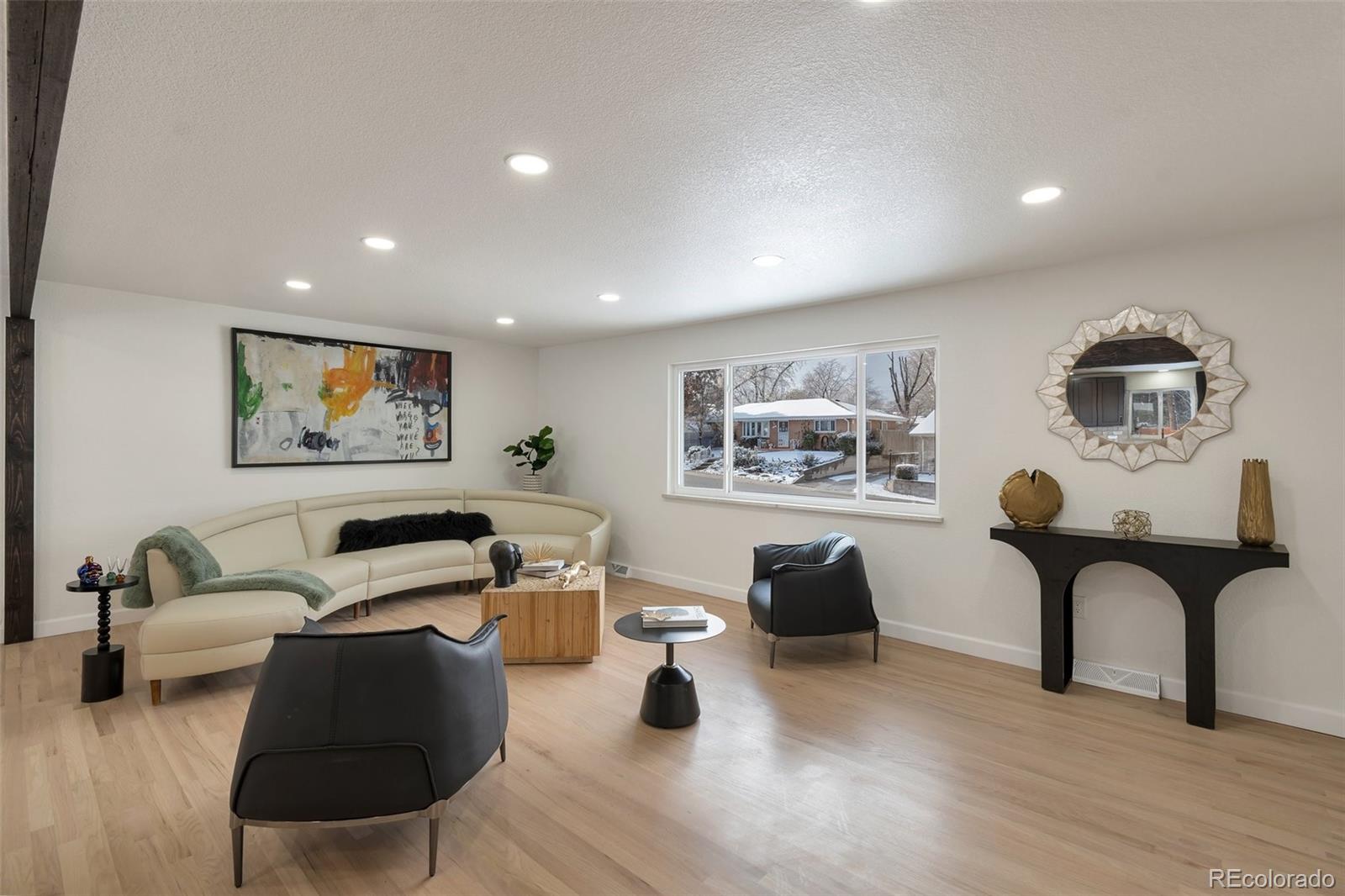 MLS Image #5 for 2220 s vrain street,denver, Colorado