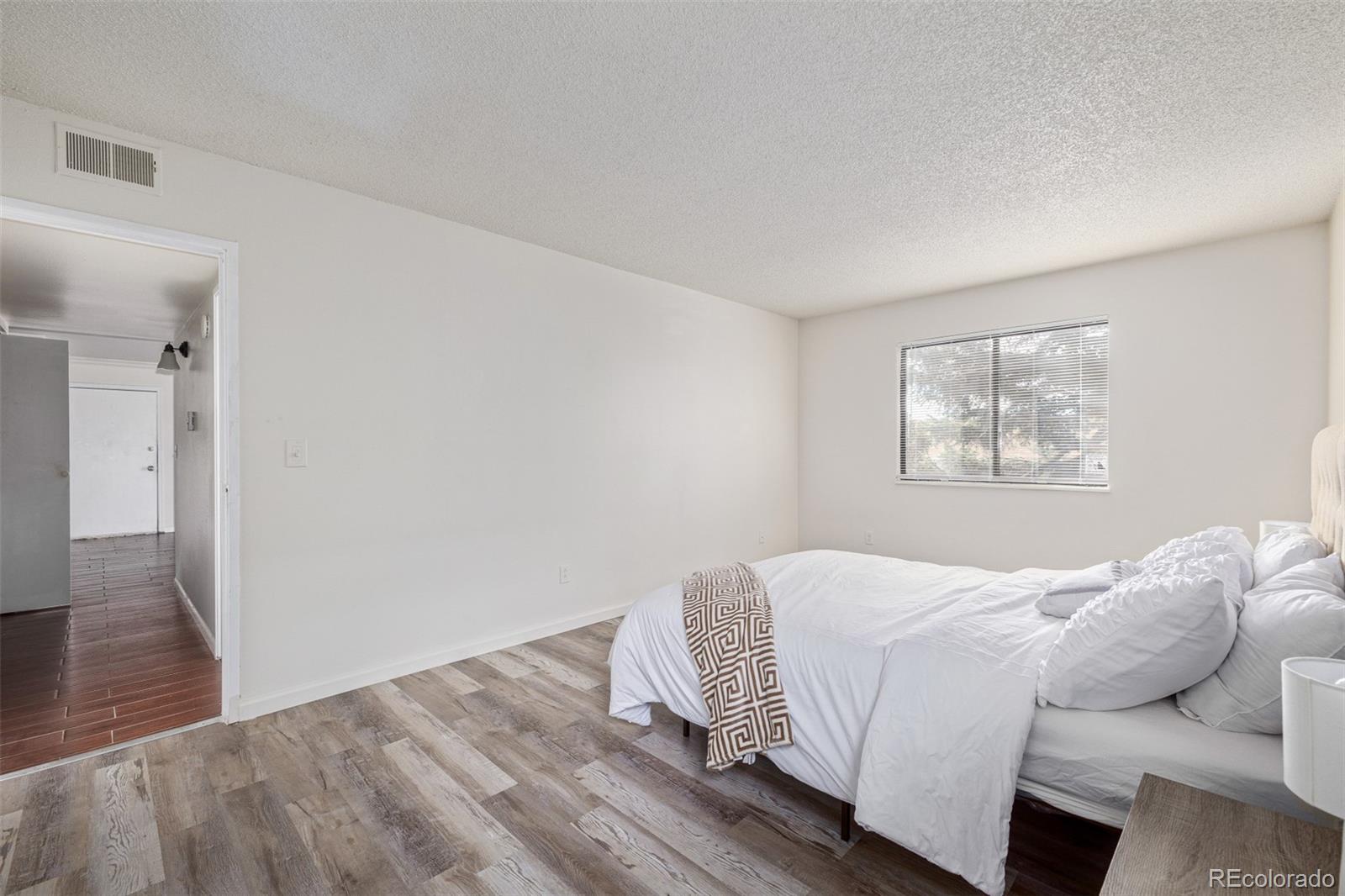 MLS Image #19 for 920 s walden way way,aurora, Colorado