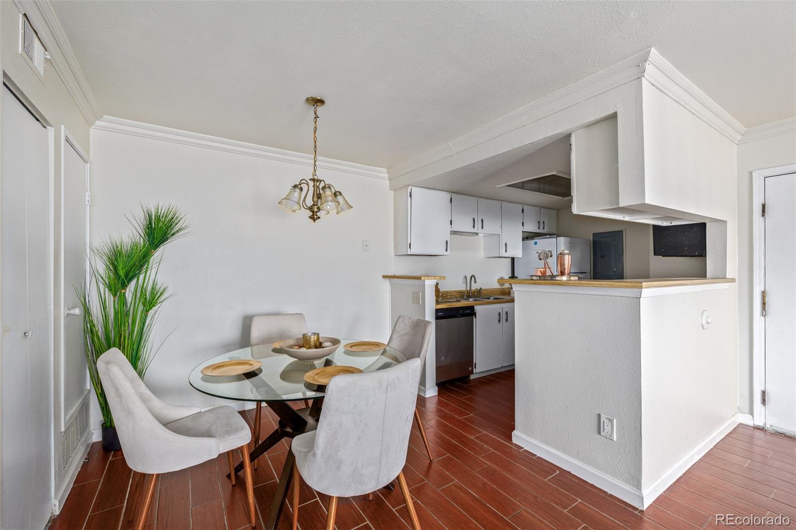 MLS Image #8 for 920 s walden way way,aurora, Colorado