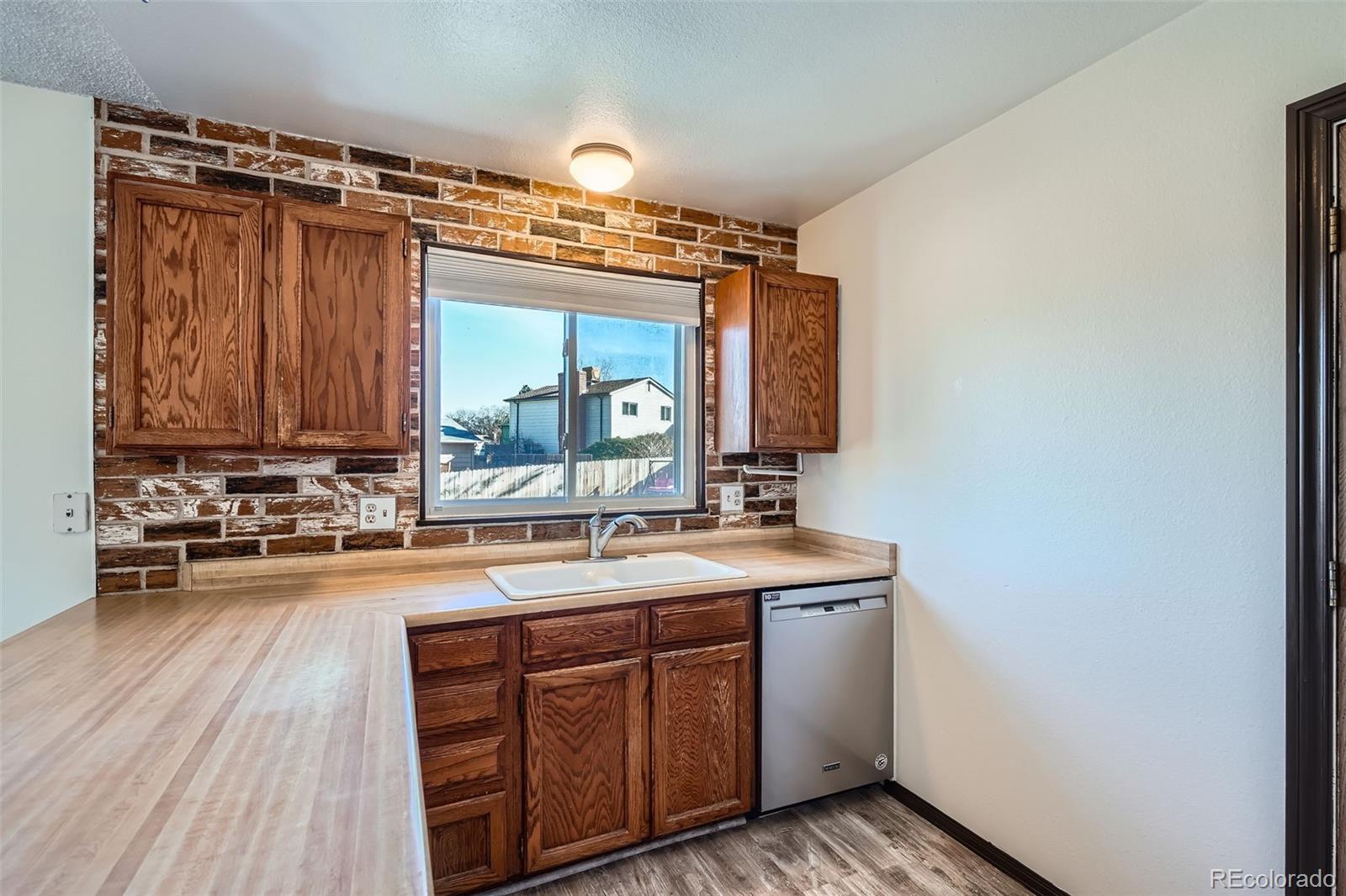 MLS Image #13 for 9552  field court,broomfield, Colorado