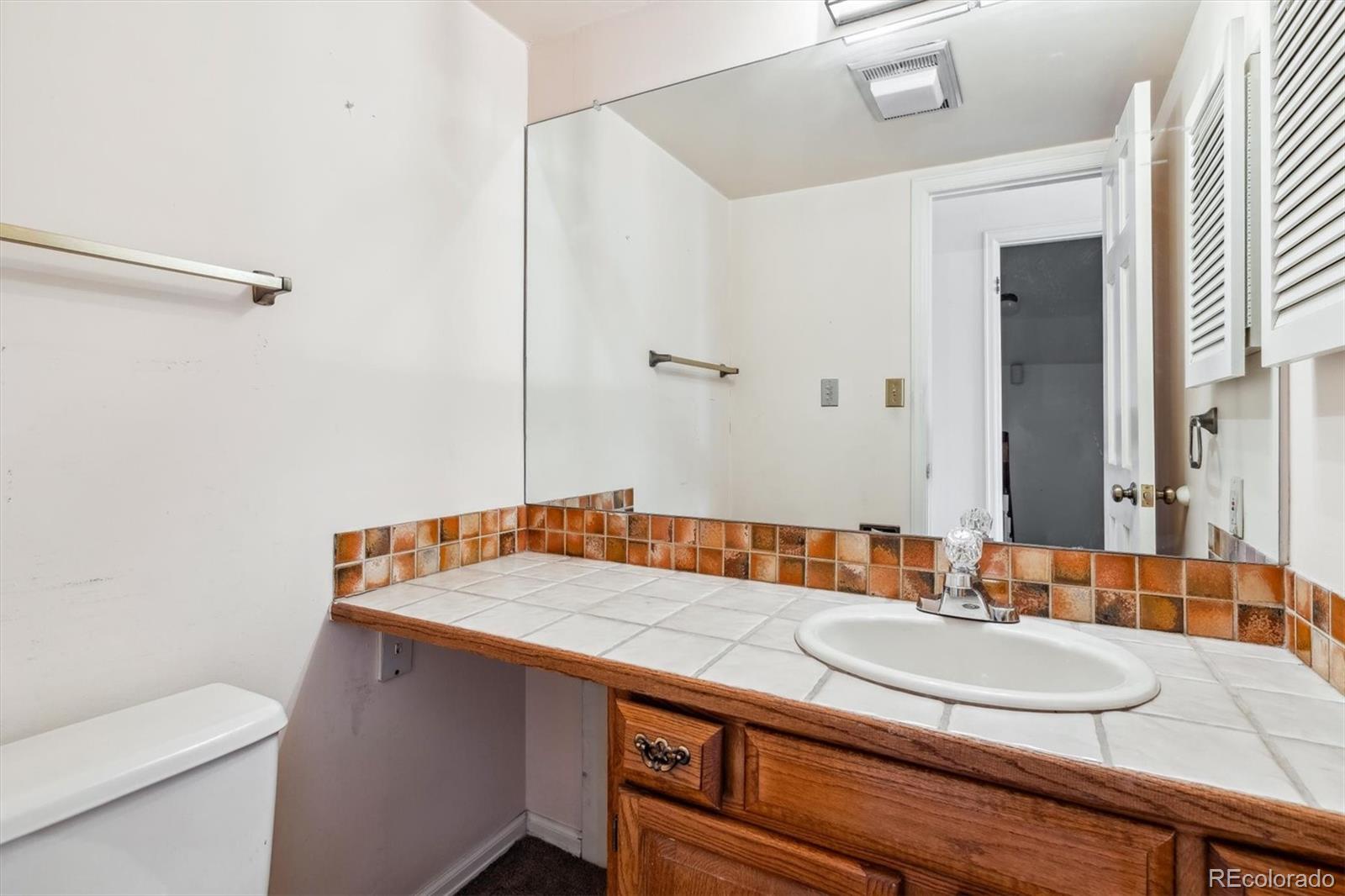 MLS Image #20 for 19 n ogden street,denver, Colorado