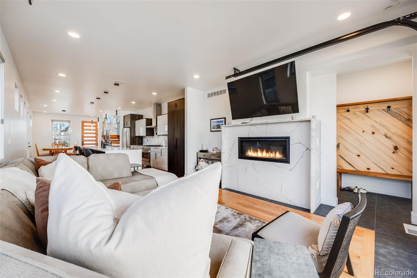 MLS Image #11 for 4253  navajo street,denver, Colorado