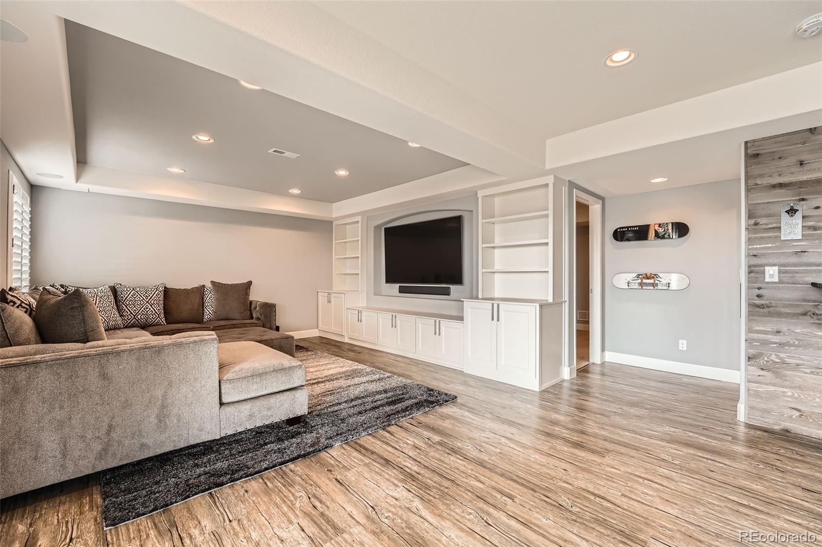 MLS Image #10 for 7892 s country club parkway,aurora, Colorado