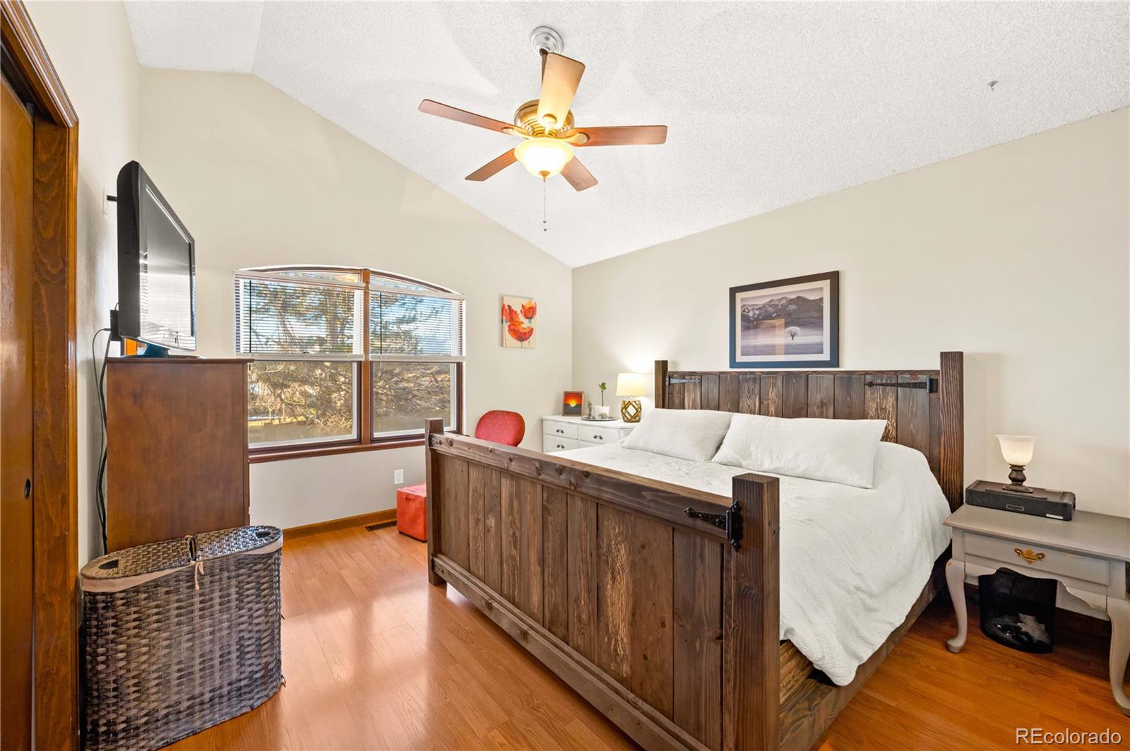 MLS Image #11 for 803  buchanan lane,longmont, Colorado