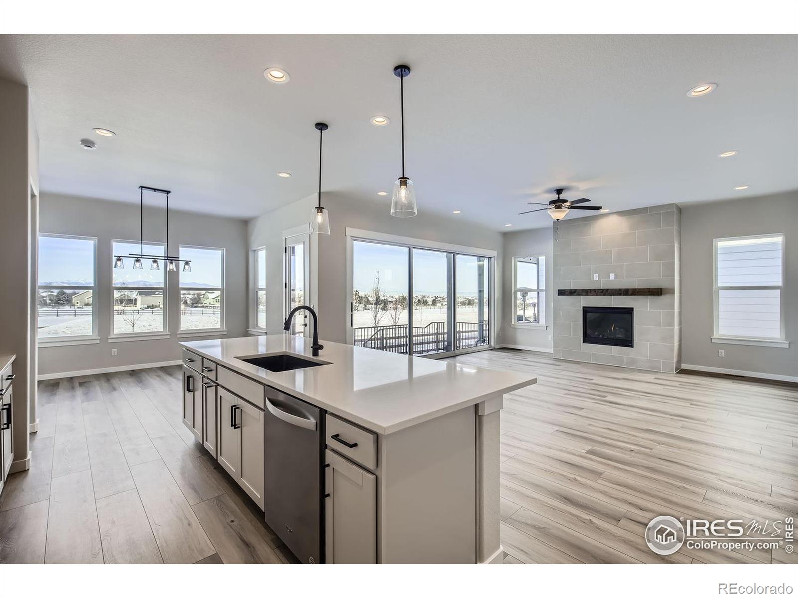 MLS Image #11 for 2008  dusk drive,windsor, Colorado
