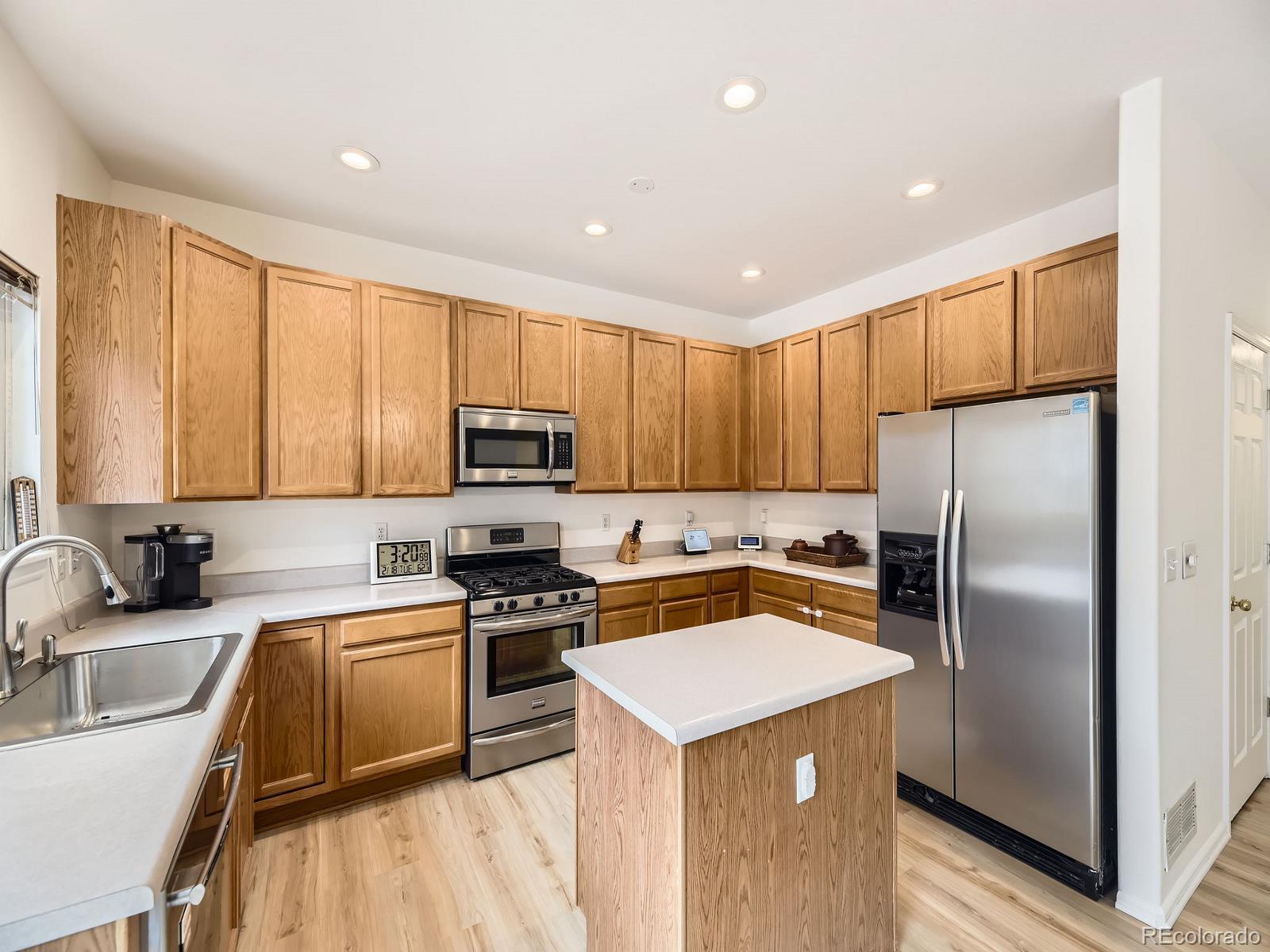 MLS Image #7 for 18646 e garden place,aurora, Colorado