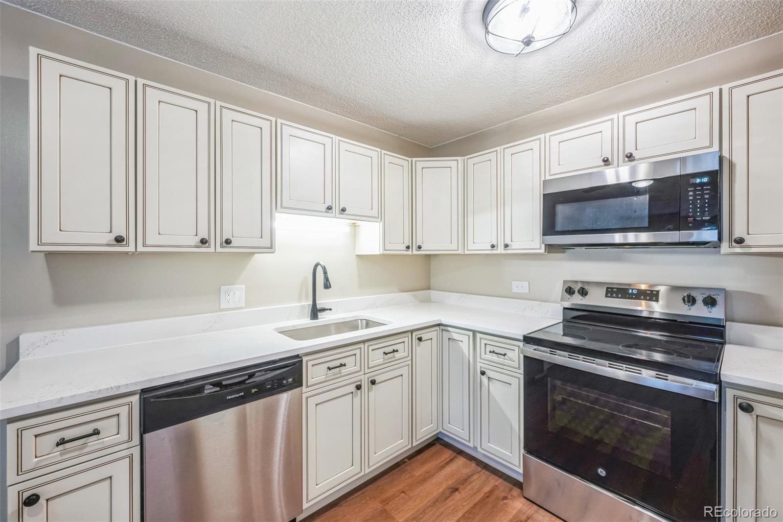 MLS Image #5 for 9180 e center avenue 1a,denver, Colorado