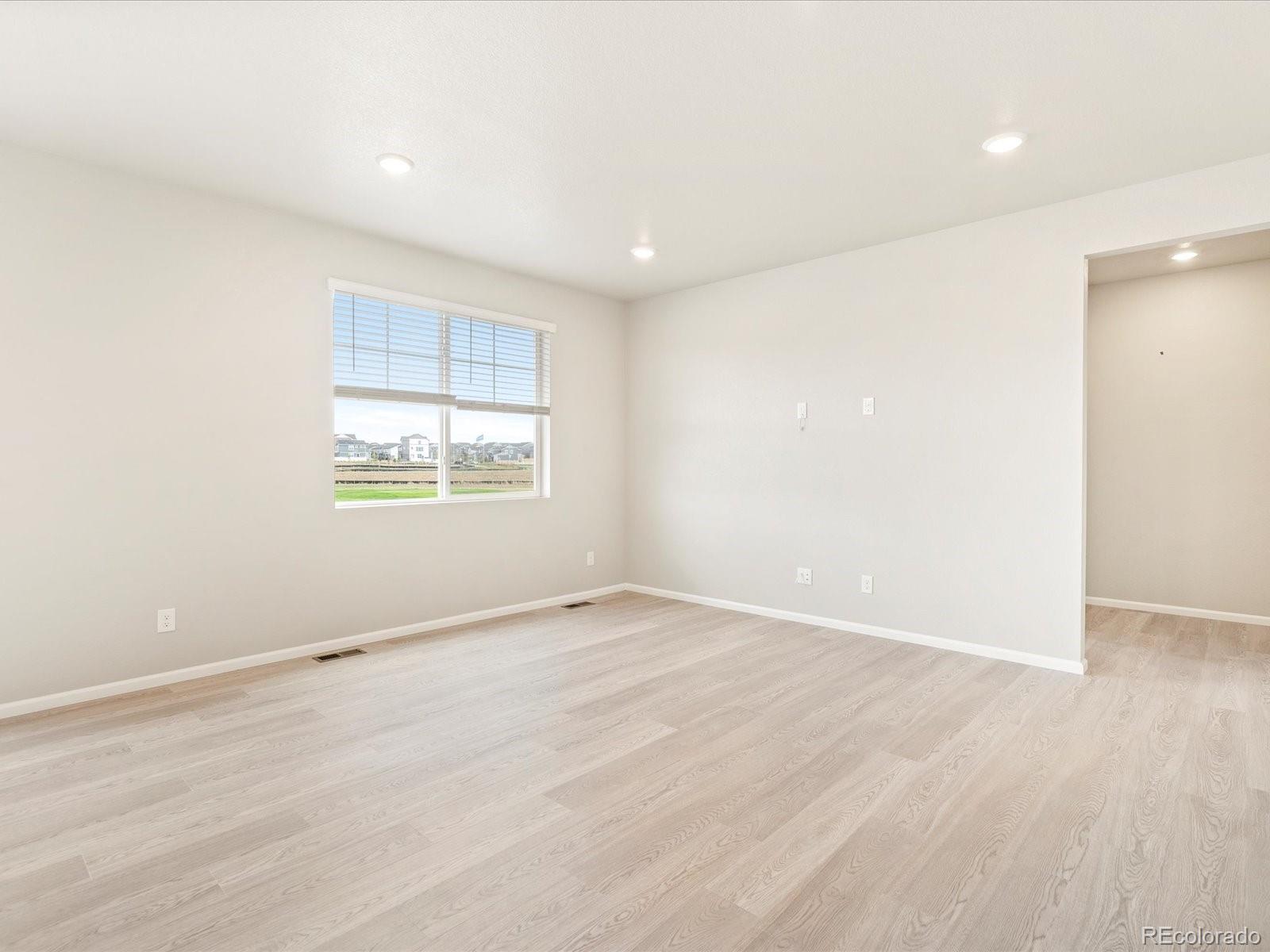 MLS Image #19 for 1916 s coolidge way,aurora, Colorado