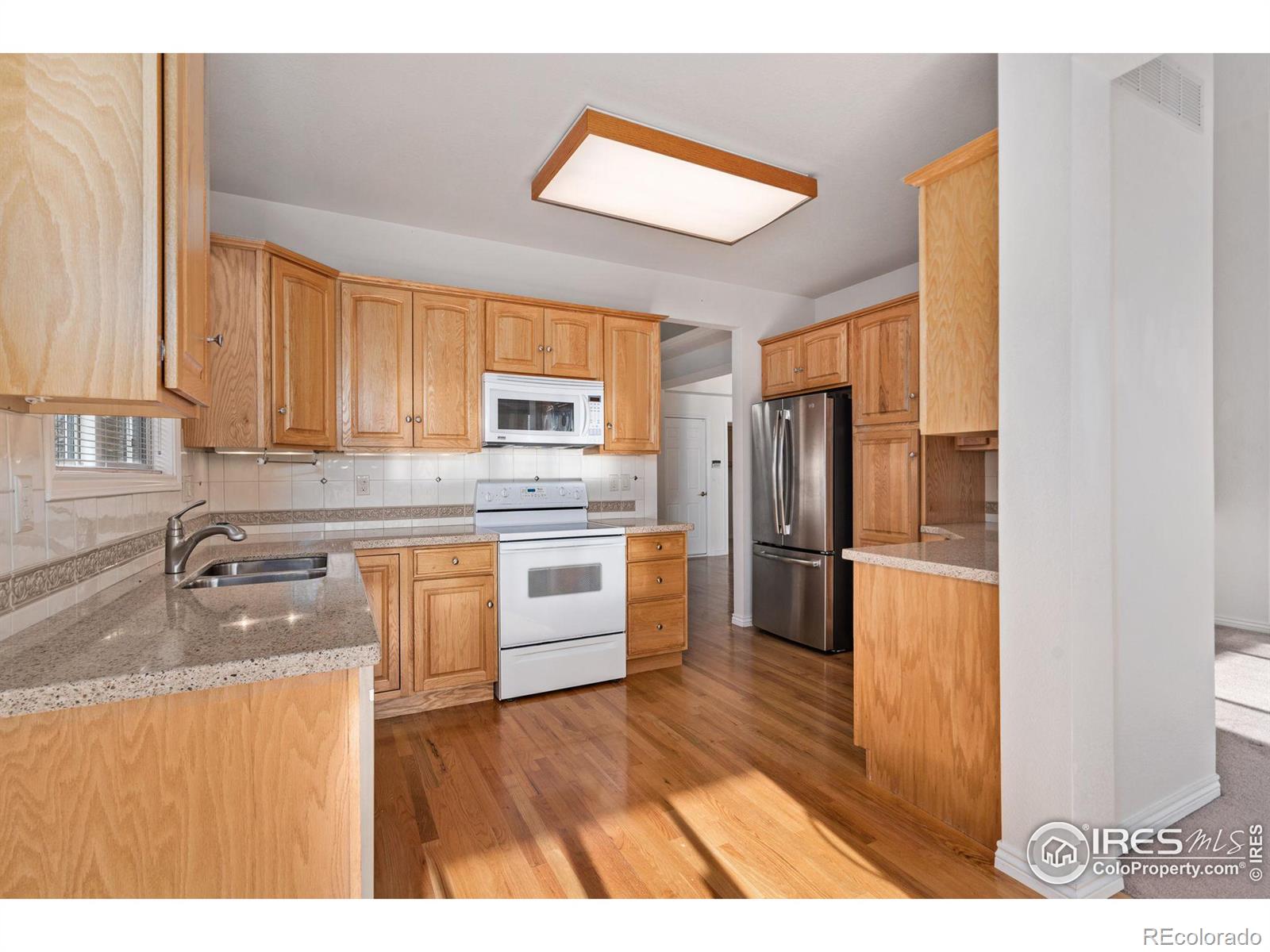 MLS Image #10 for 950  southridge greens boulevard,fort collins, Colorado