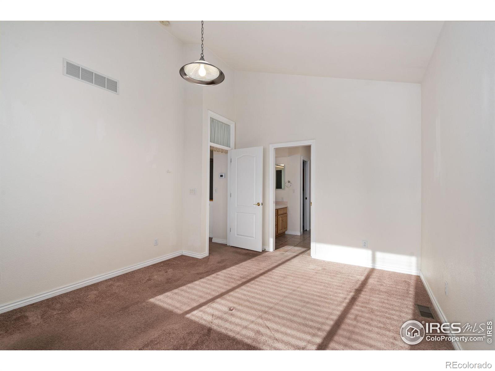 MLS Image #17 for 950  southridge greens boulevard,fort collins, Colorado
