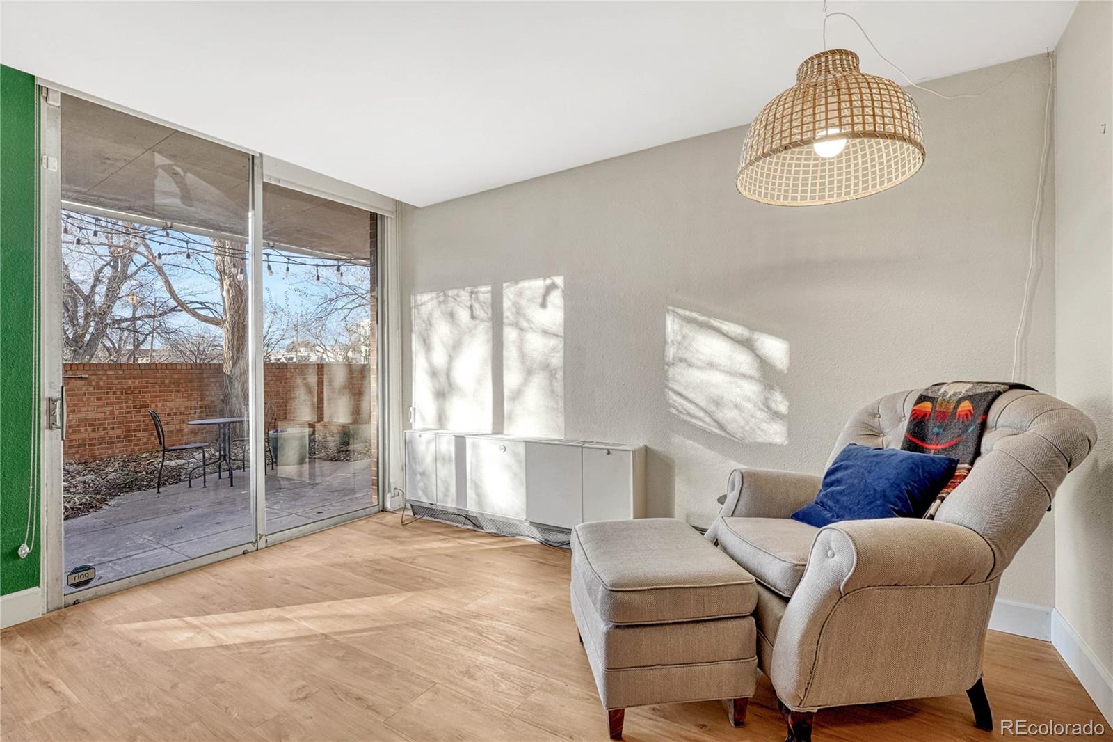 MLS Image #13 for 2500 s york street,denver, Colorado
