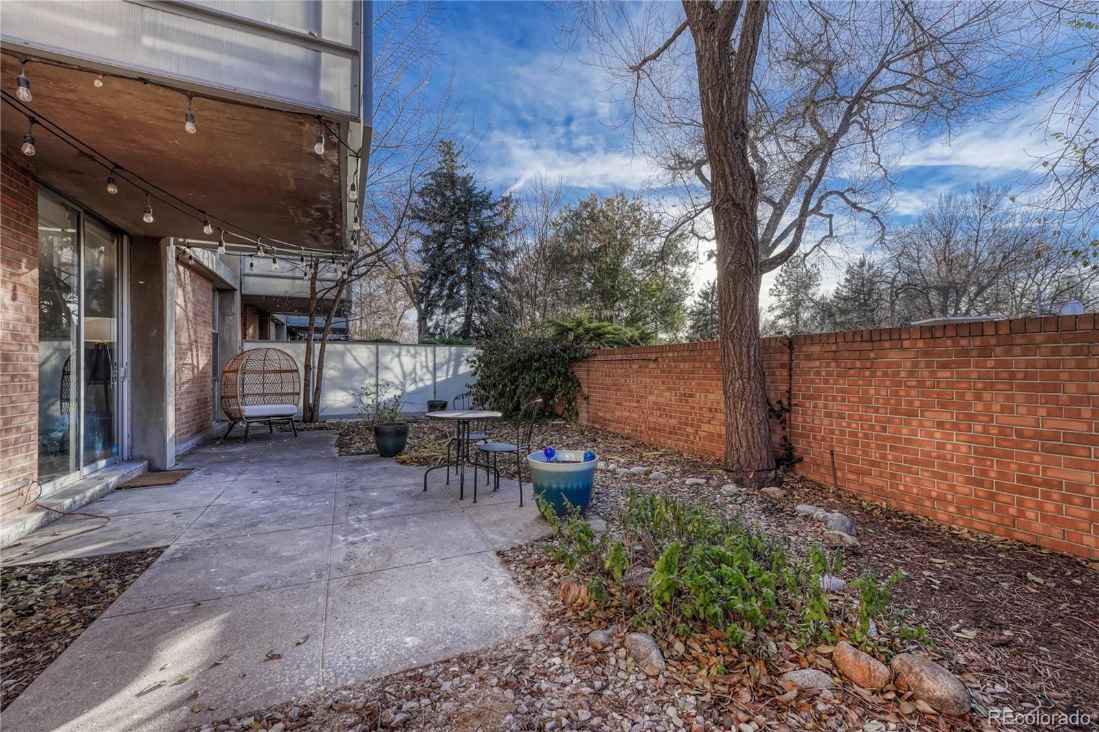MLS Image #3 for 2500 s york street,denver, Colorado