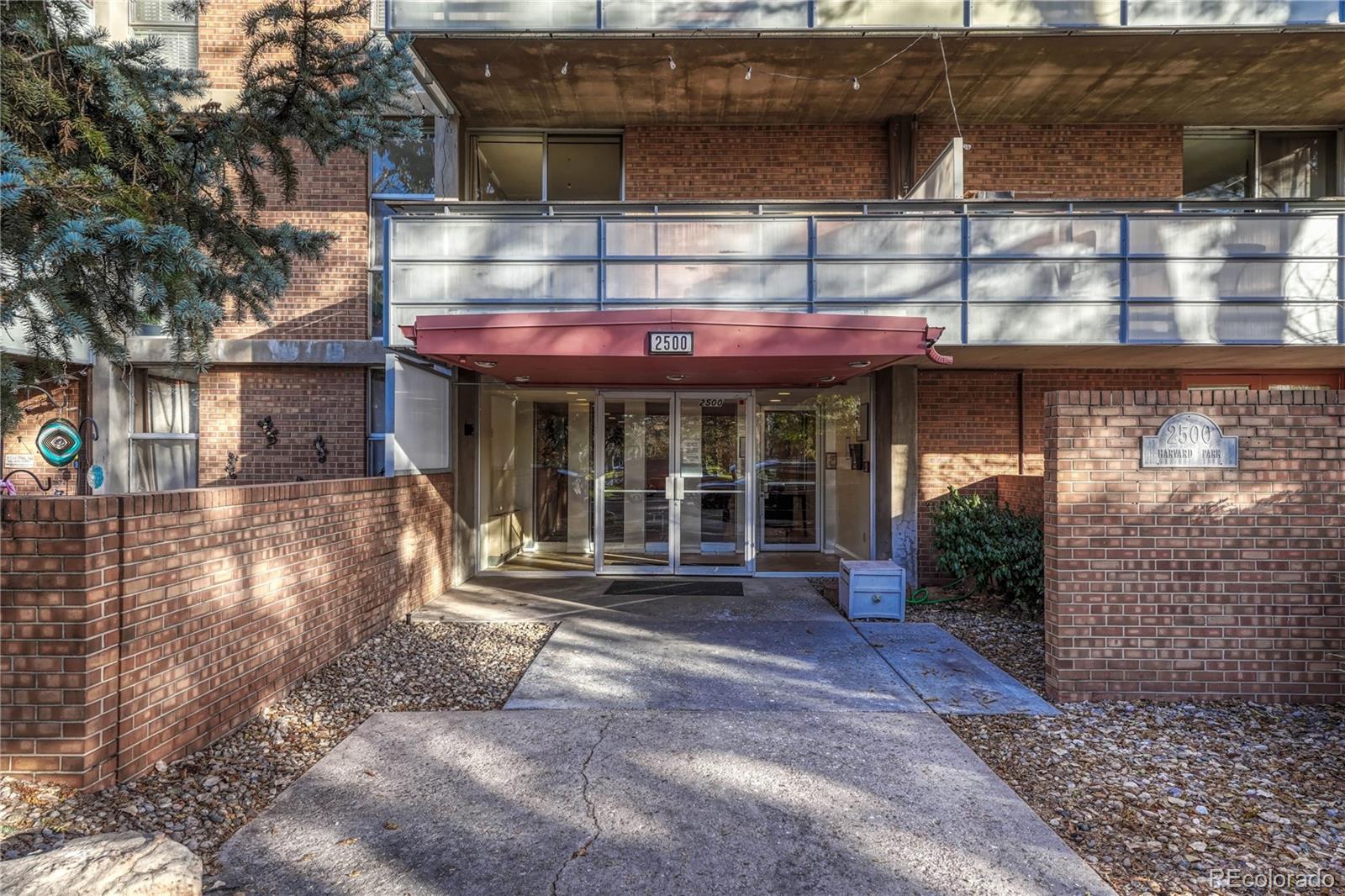MLS Image #5 for 2500 s york street,denver, Colorado