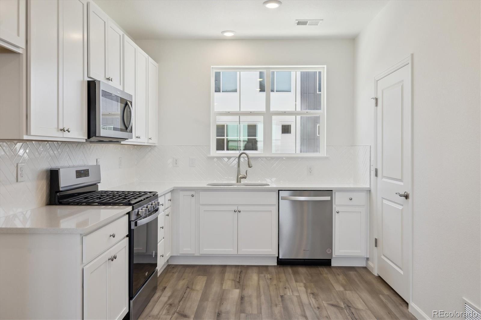 MLS Image #15 for 6900  merseyside lane,castle pines, Colorado