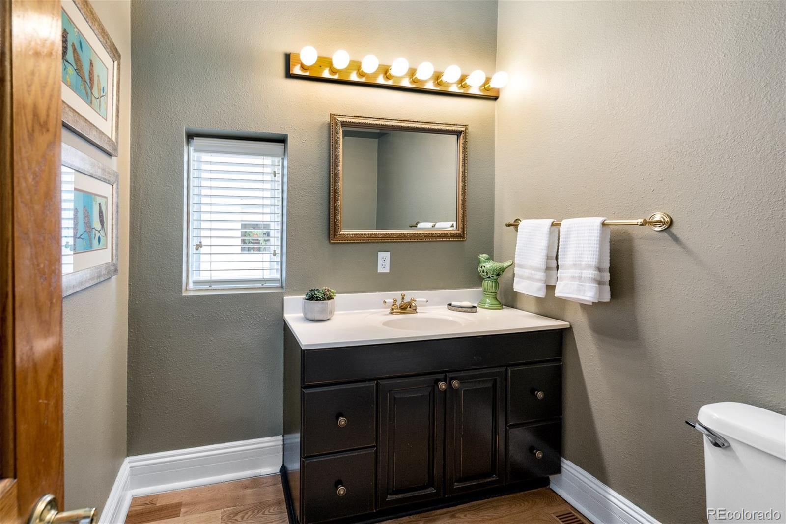 MLS Image #12 for 433 n ogden street,denver, Colorado