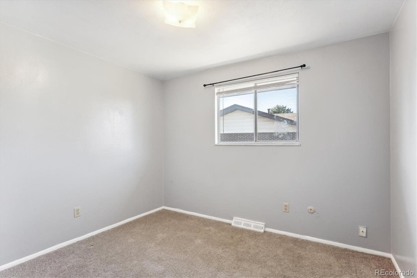 MLS Image #15 for 8286 e girard avenue,denver, Colorado