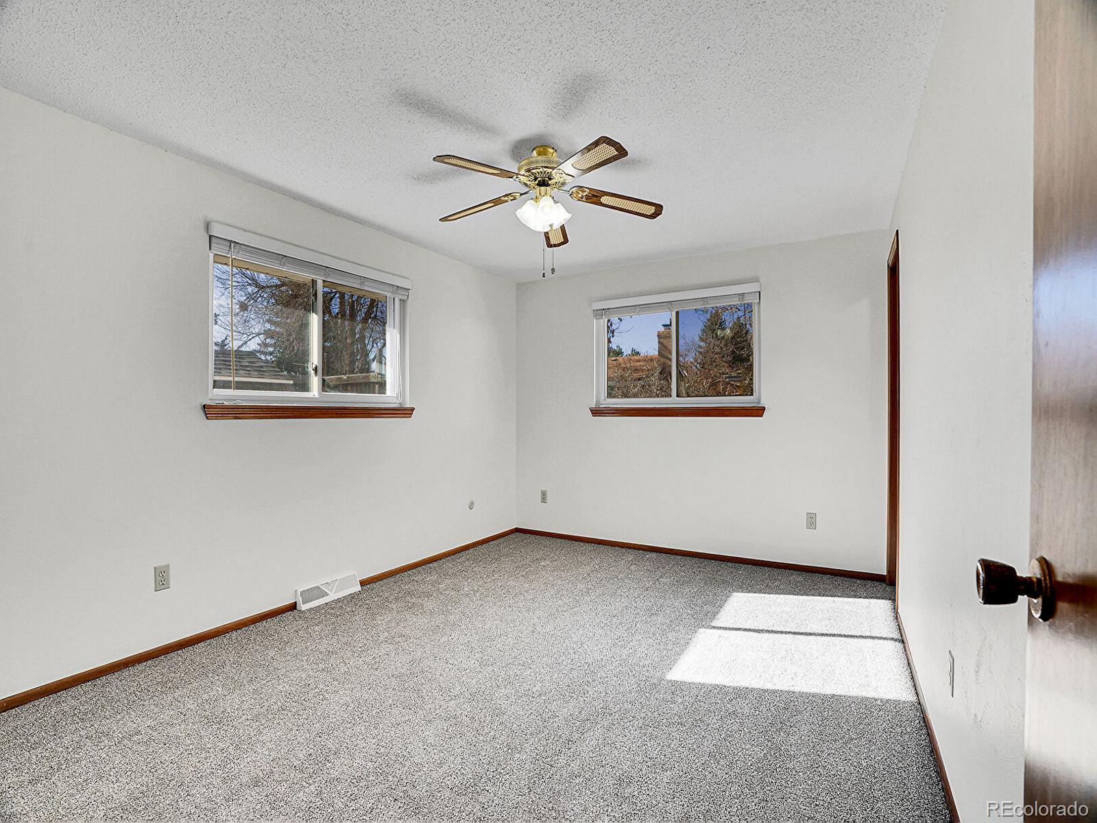 MLS Image #11 for 17  dartmouth circle,longmont, Colorado