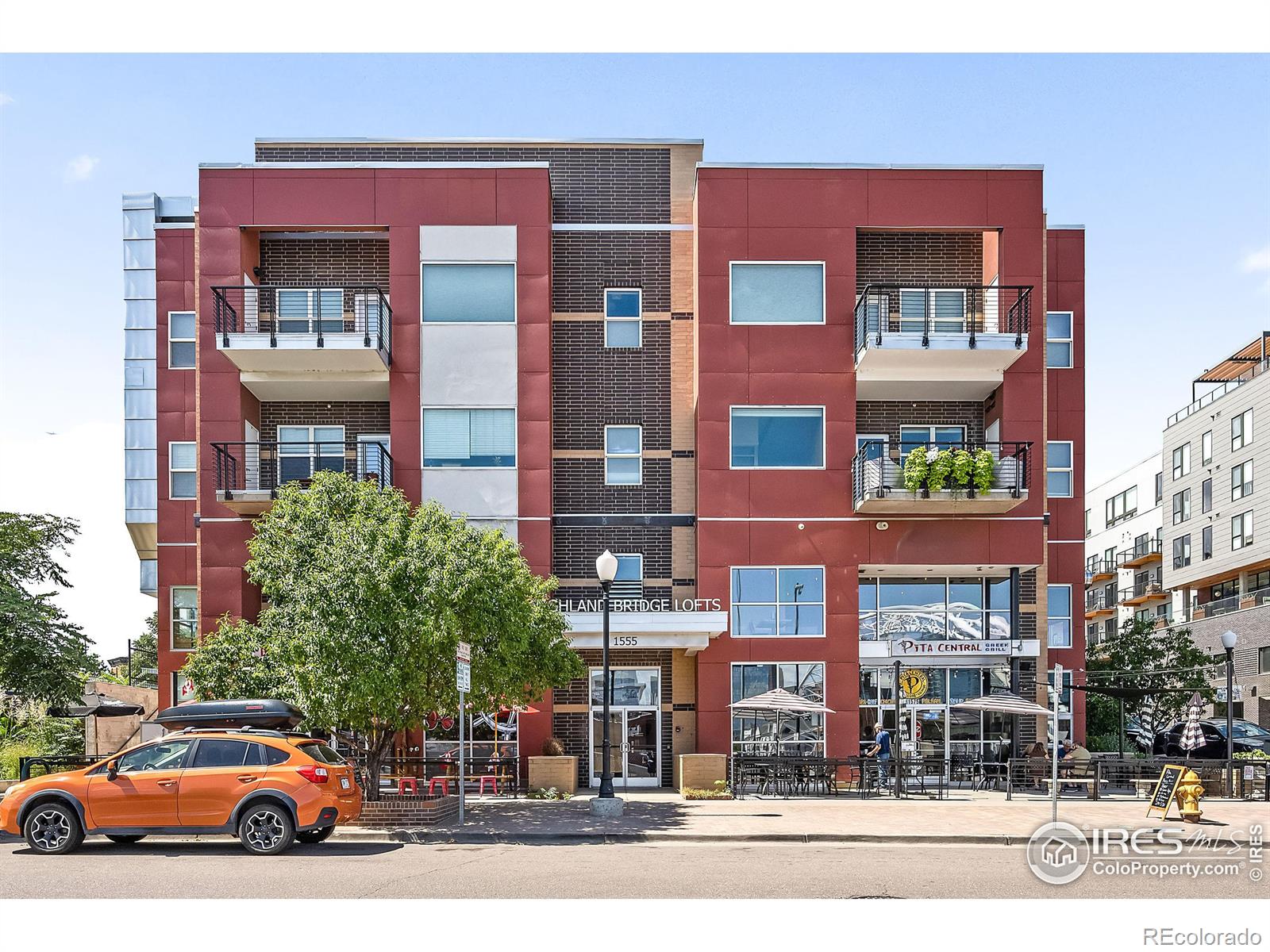 MLS Image #18 for 1555  central street,denver, Colorado