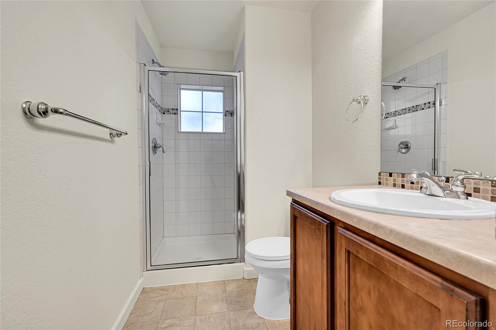 MLS Image #14 for 10108 e 31st avenue,denver, Colorado