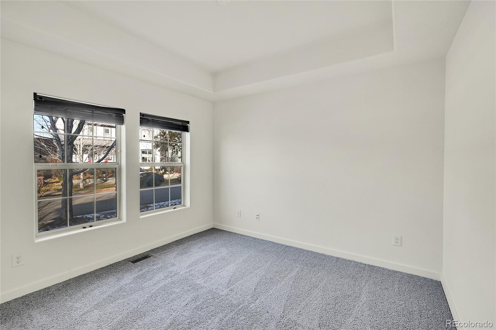 MLS Image #18 for 10108 e 31st avenue,denver, Colorado