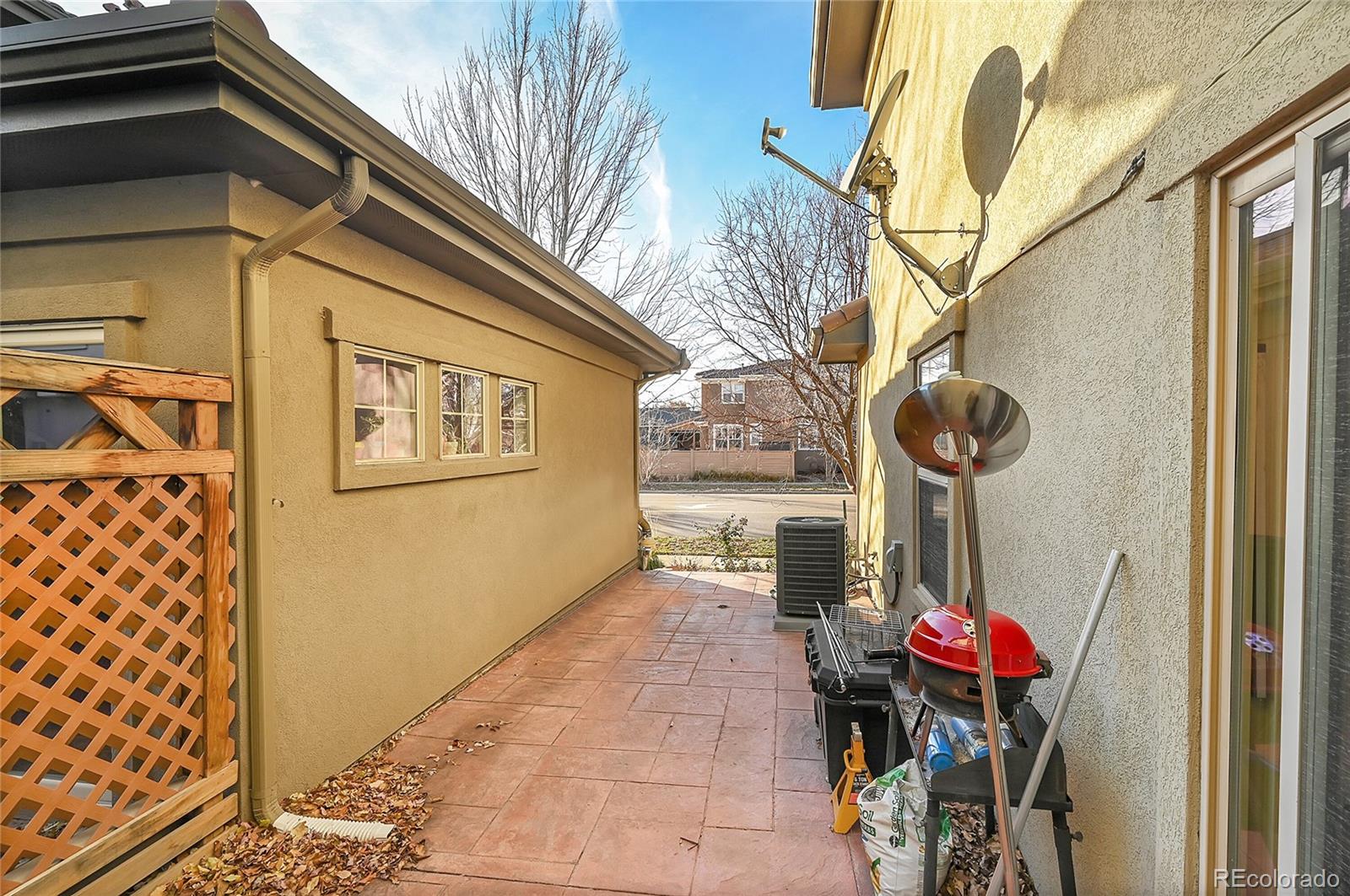 MLS Image #22 for 10108 e 31st avenue,denver, Colorado