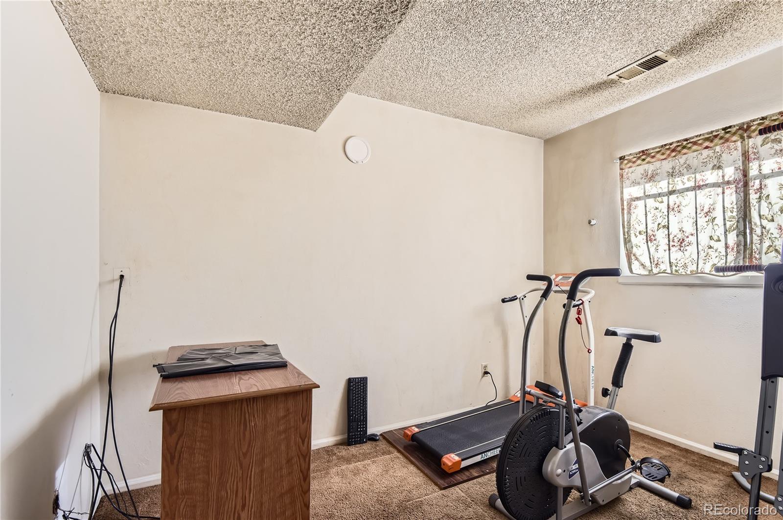 MLS Image #19 for 4238  freeport way,denver, Colorado