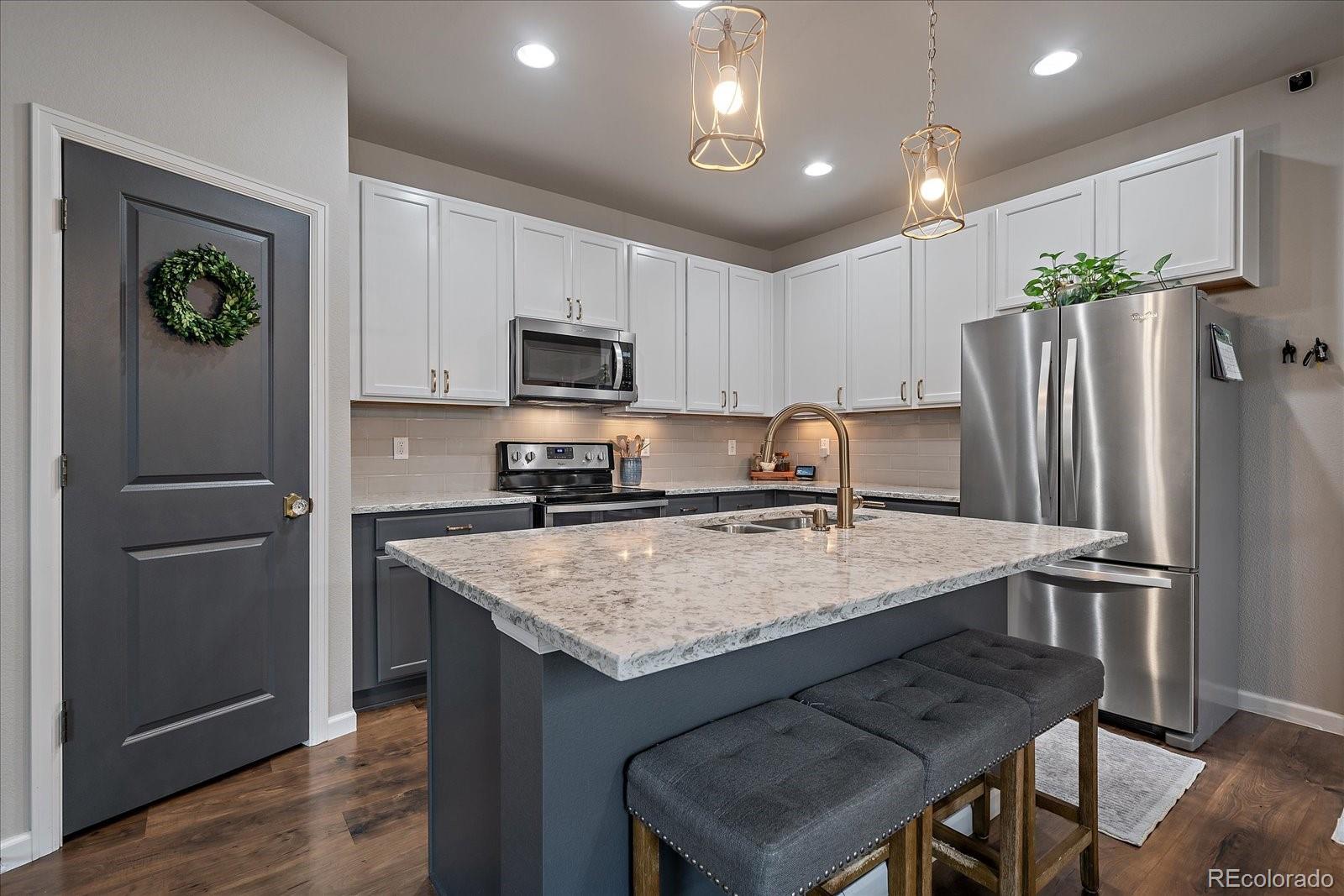 MLS Image #7 for 15536 w 64th loop,arvada, Colorado