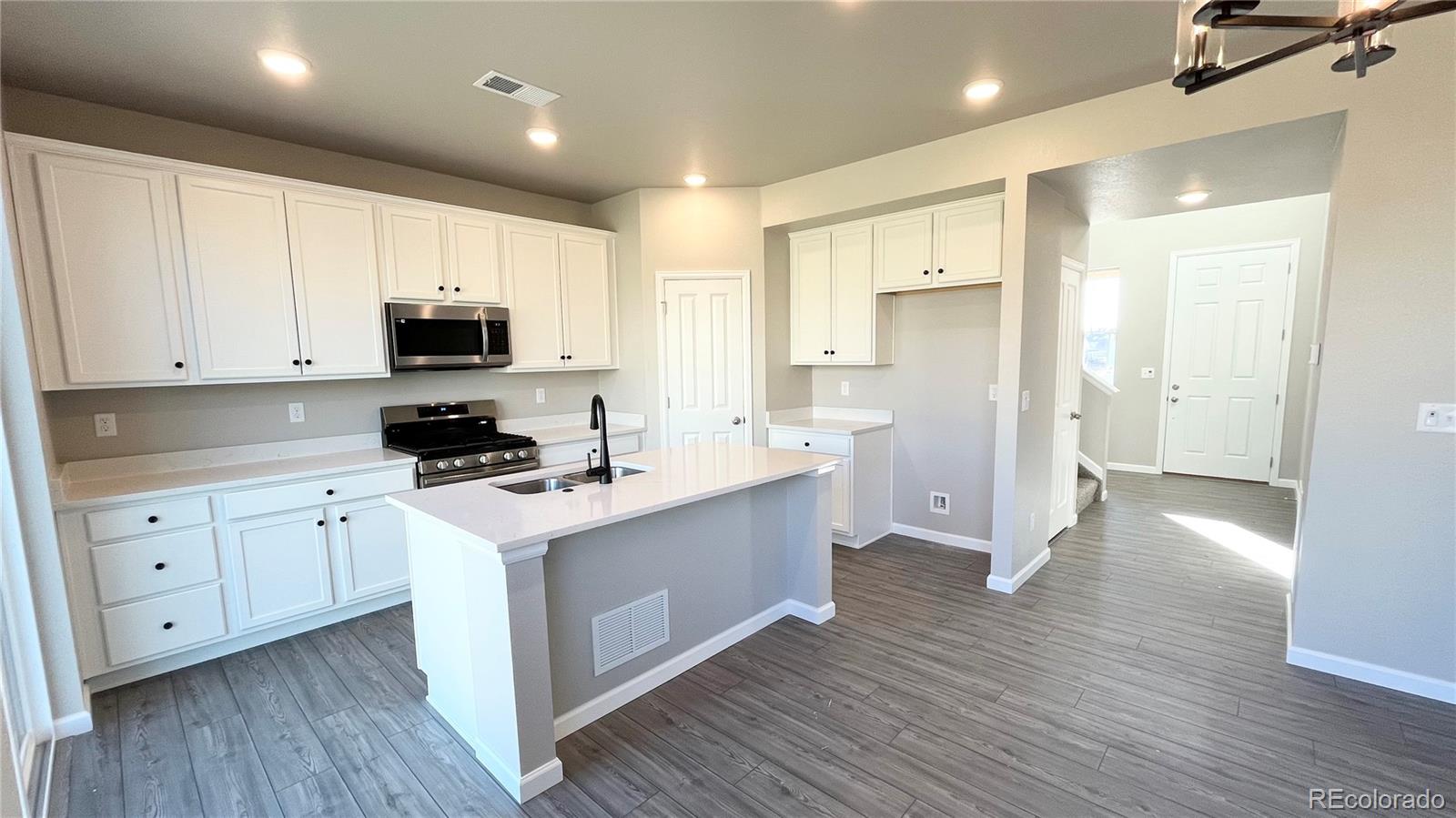 MLS Image #3 for 16830  mckay drive,mead, Colorado