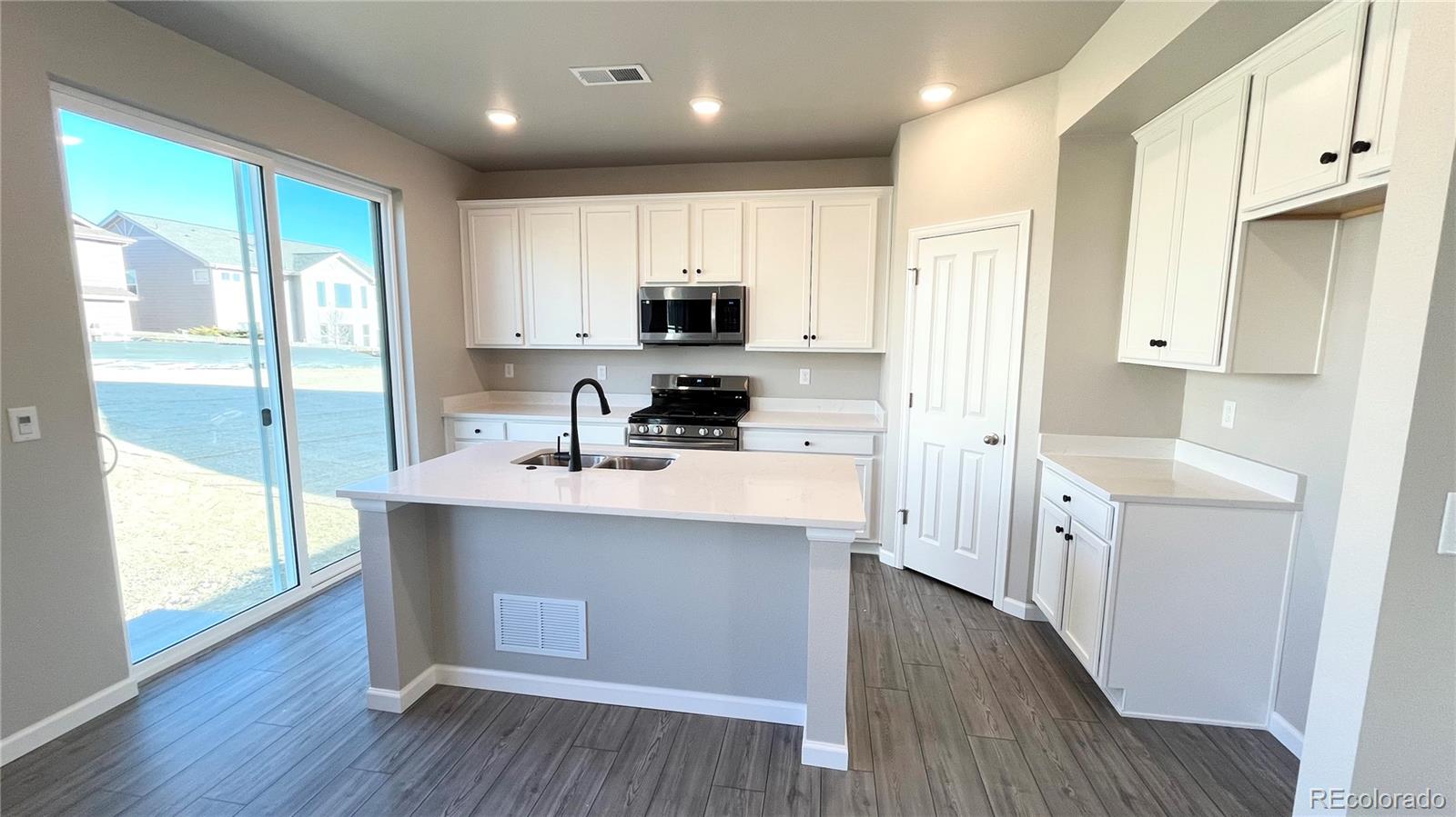 MLS Image #4 for 16830  mckay drive,mead, Colorado