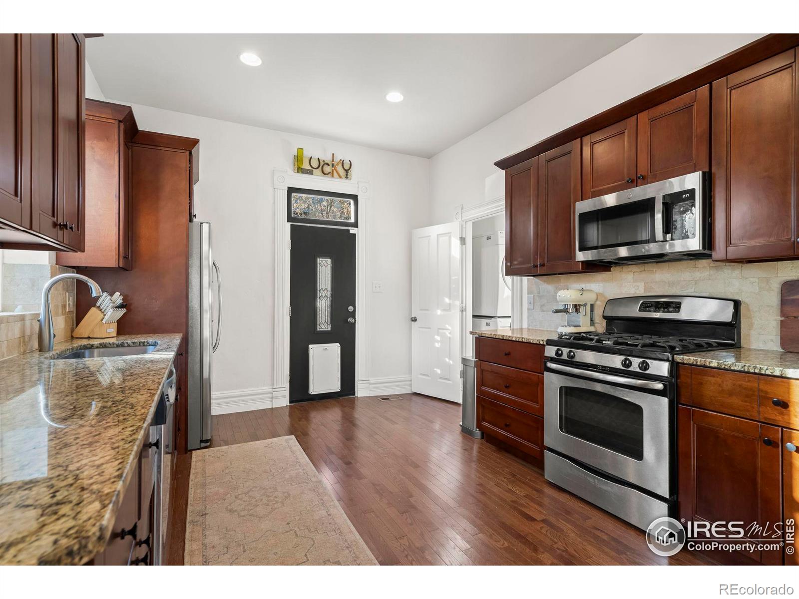 MLS Image #10 for 2913 n marion street,denver, Colorado