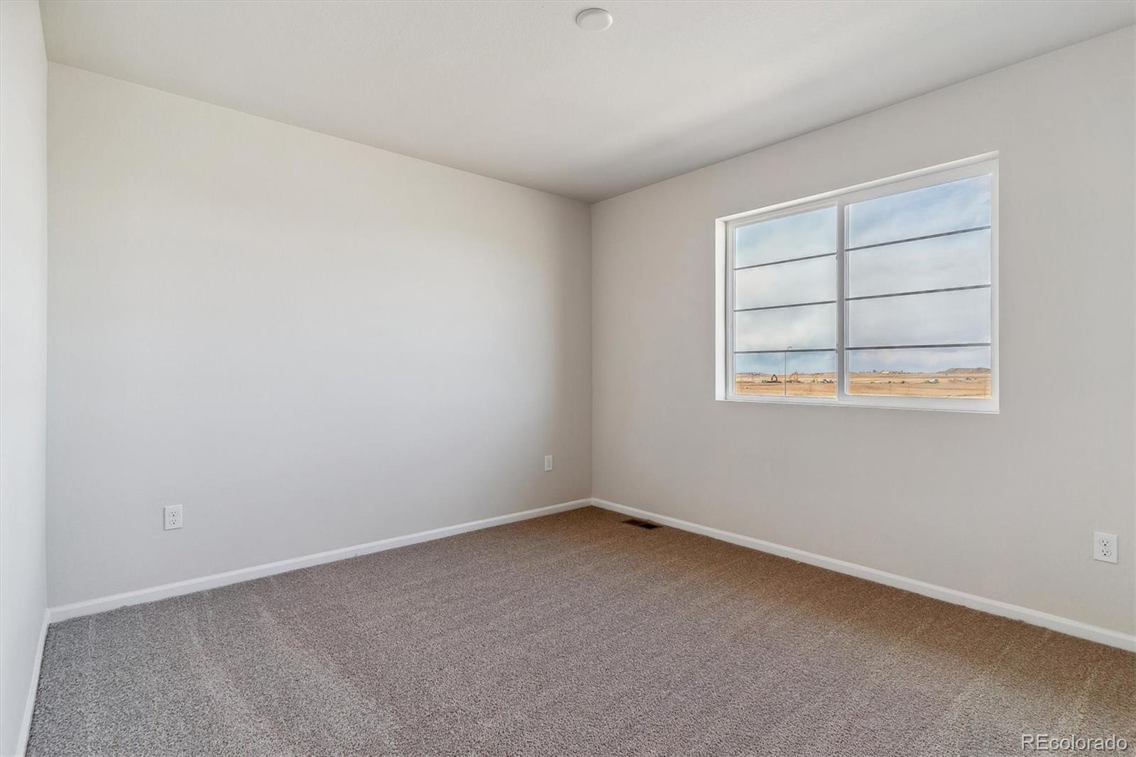 MLS Image #12 for 24705 e 41st avenue,aurora, Colorado